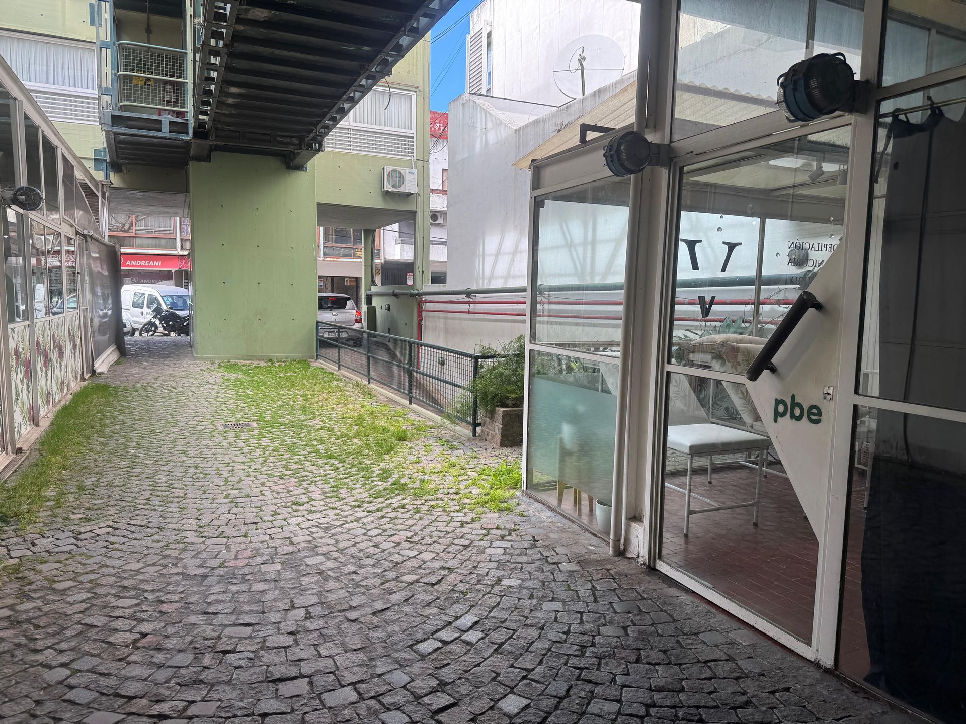 Venta Oficina Con Cochera Y Baño Propio San Isidro