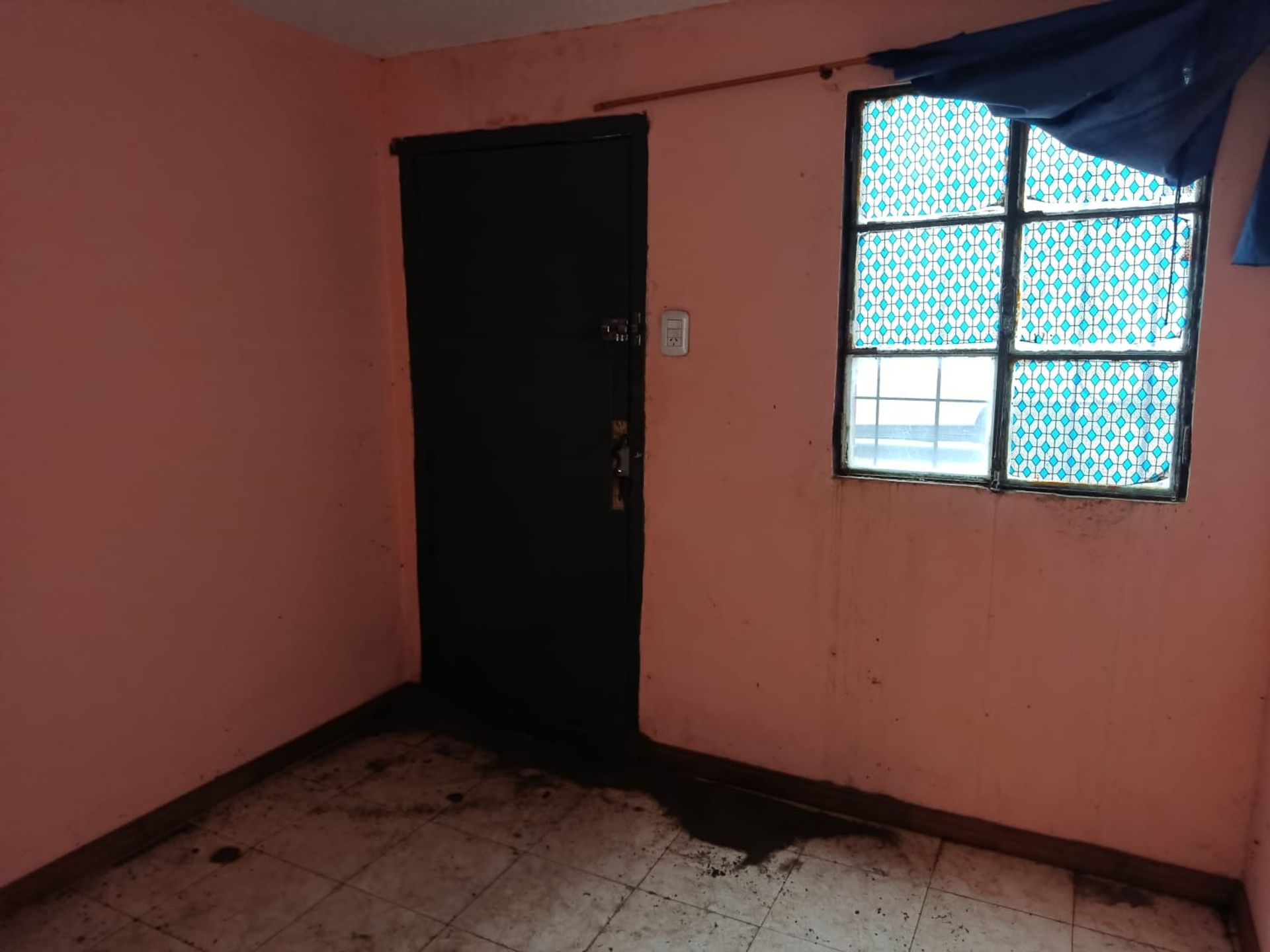 Venta Casa 3 Amb. + Depto. 2 Amb A Refaccionar!