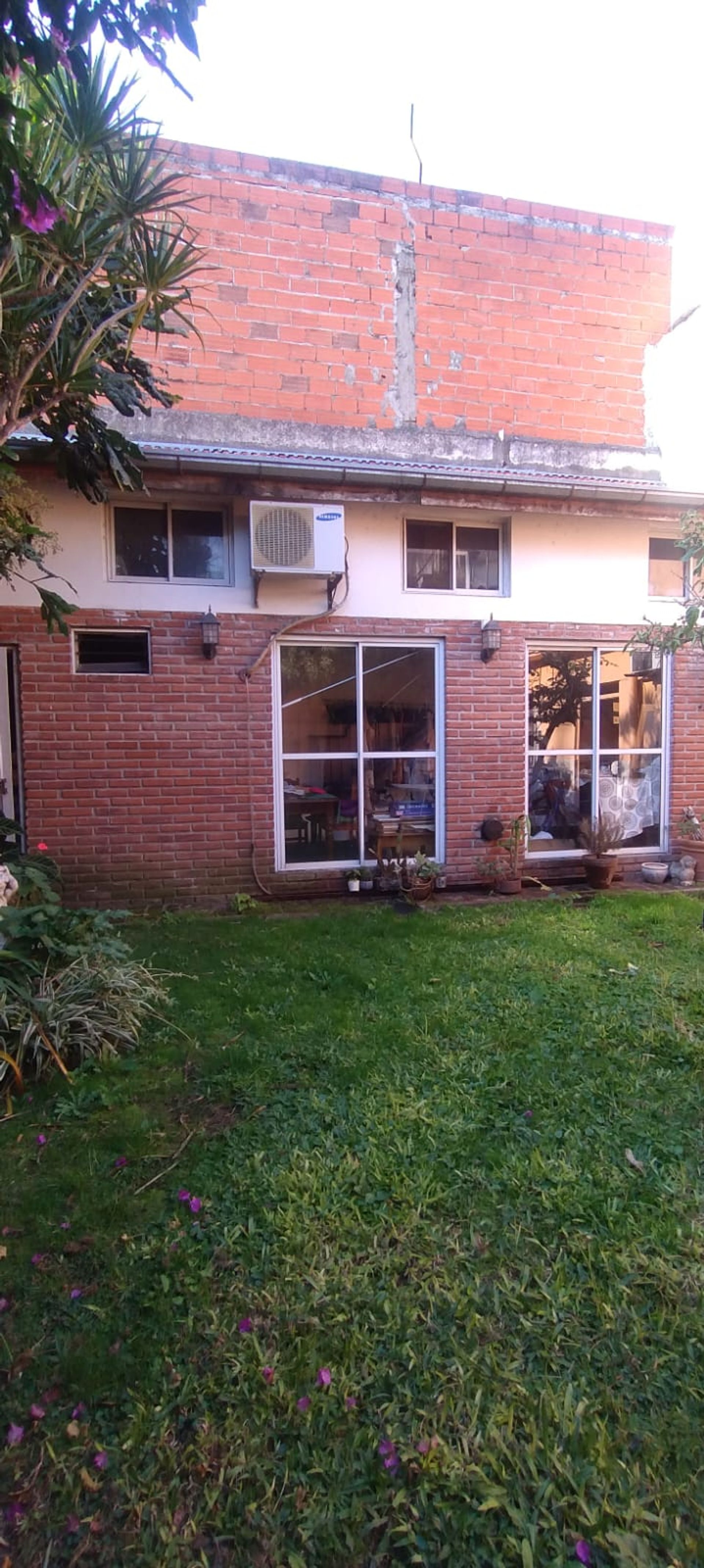 Venta Casa 7 Ambientes Con Cochera Carapachay