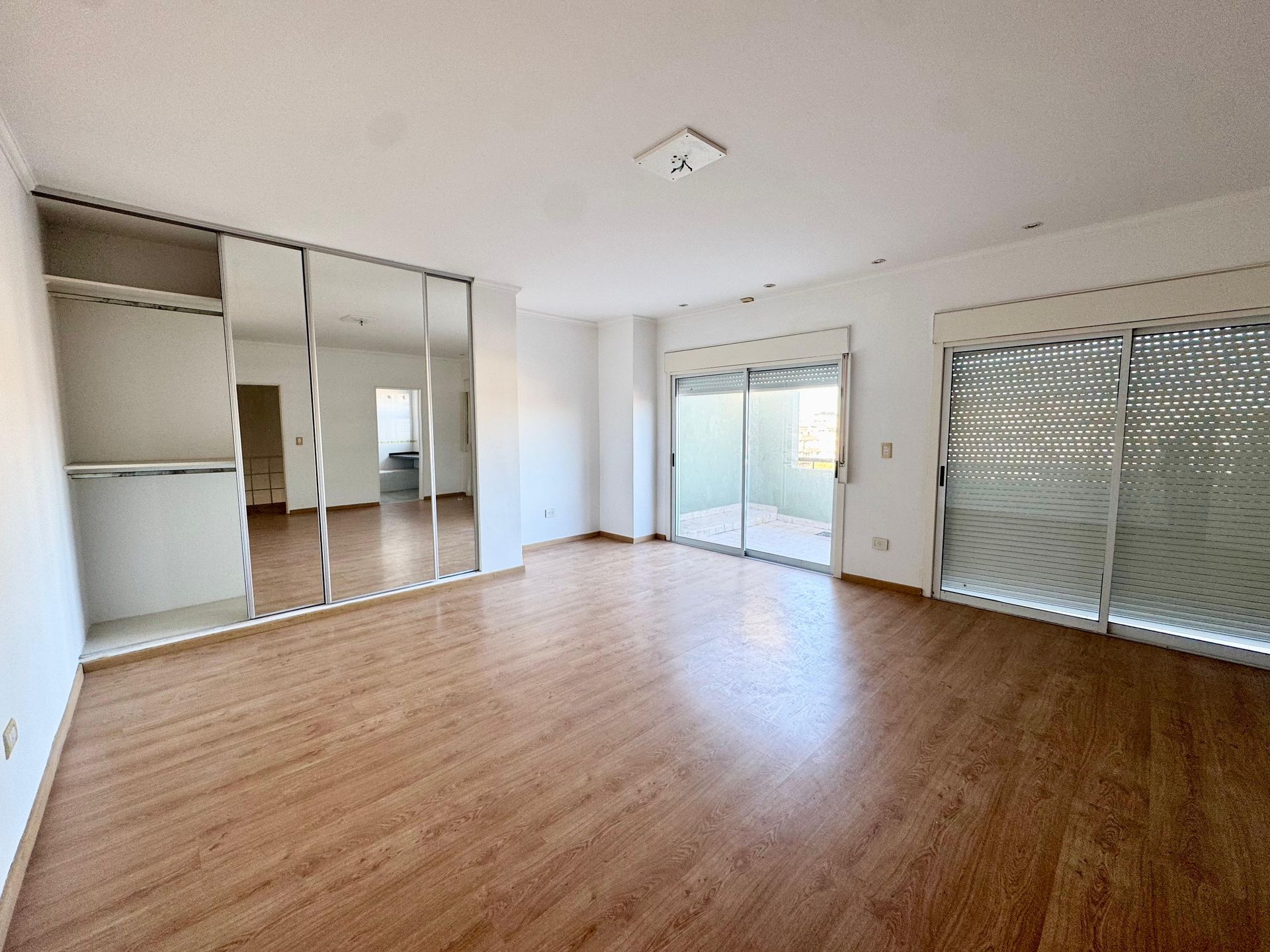 Venta Duplex 4 Ambientes Cochera La Lucila