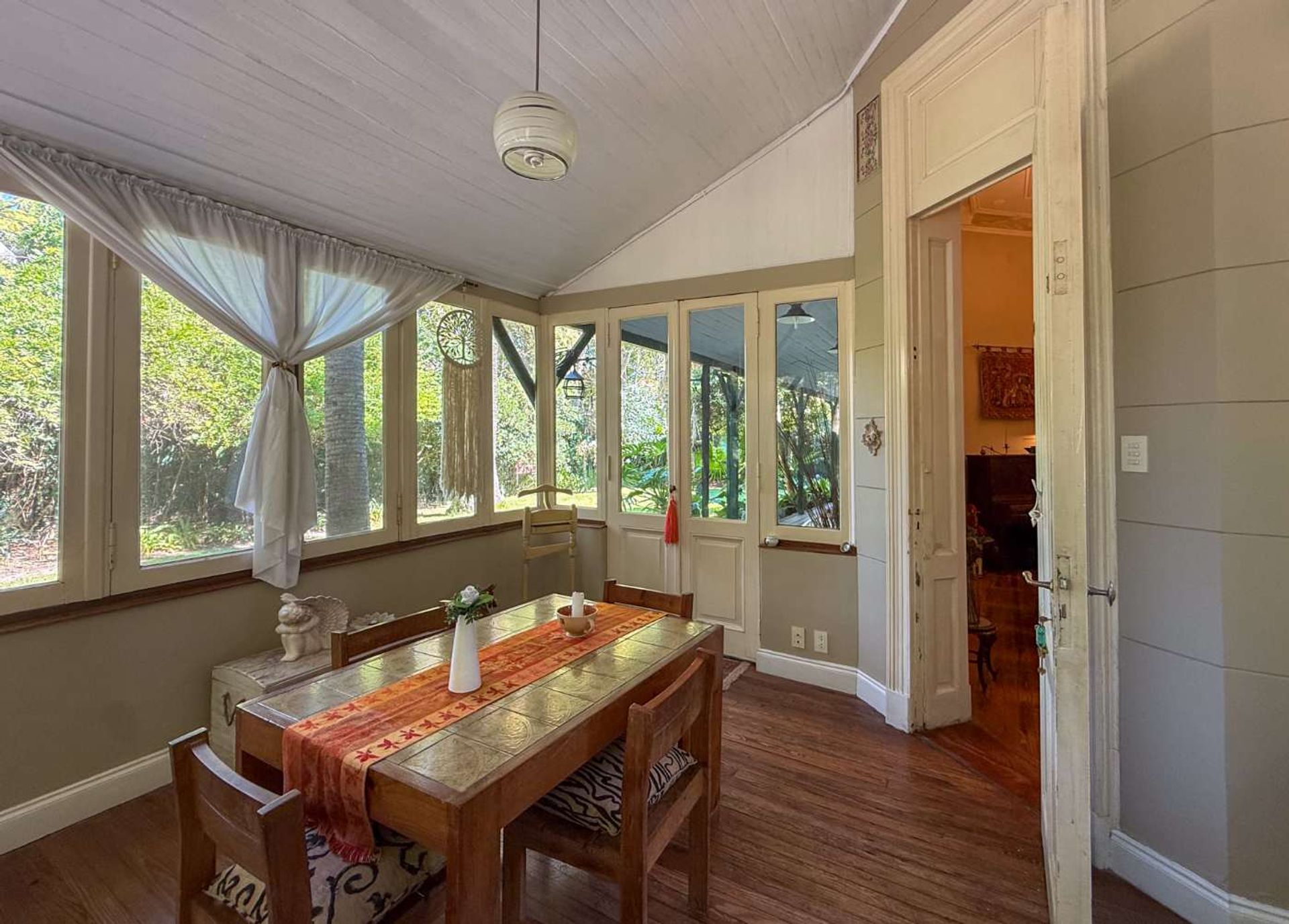 Venta Casa Estilo Inglés XIX Jardín Pileta Tigre