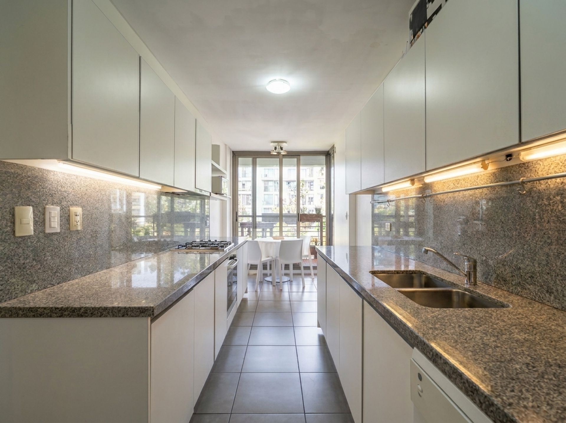 Venta Depto 4 Amb+Dependencia Arboris Las Lomas