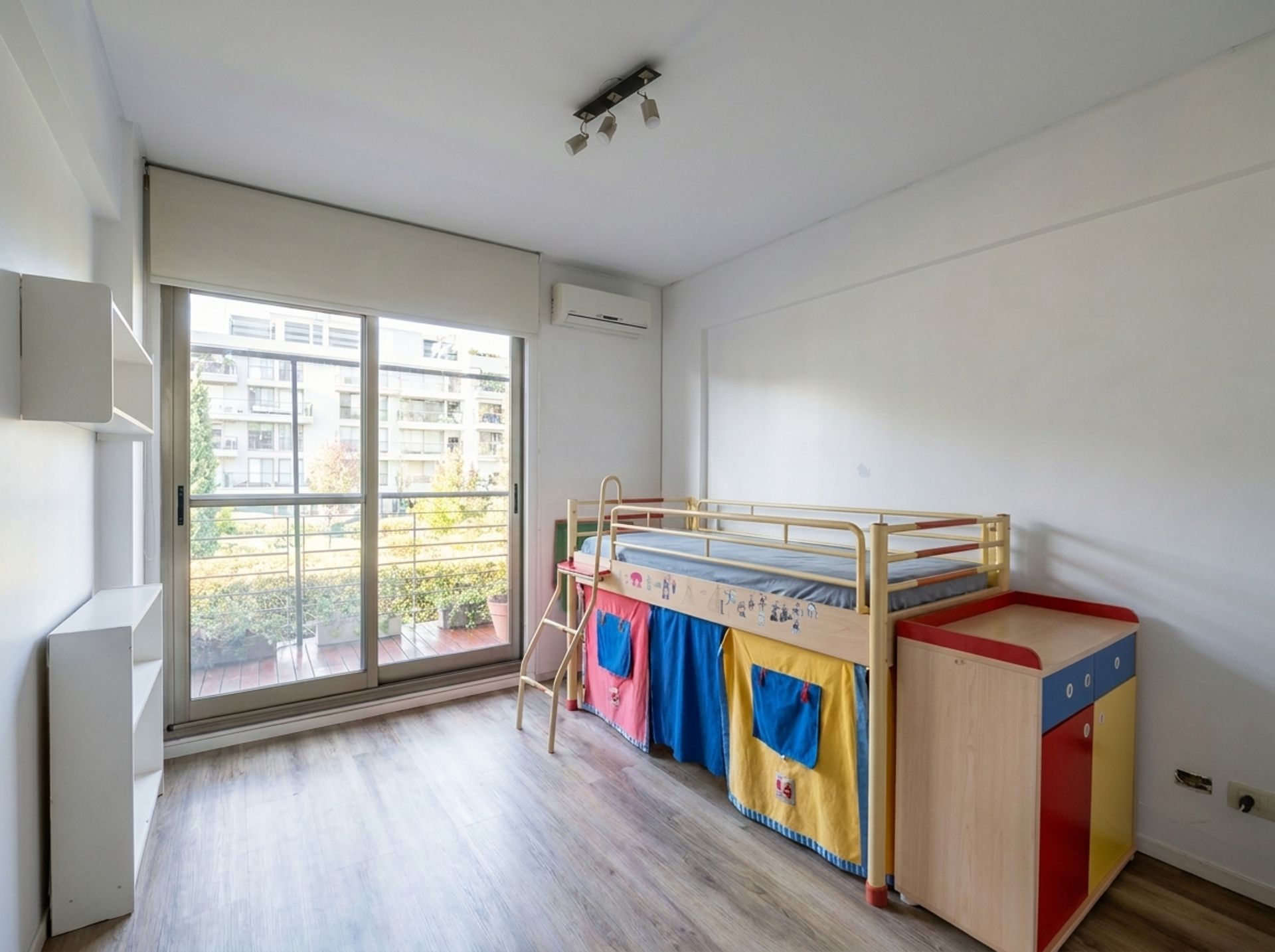Venta Depto 4 Amb+Dependencia Arboris Las Lomas
