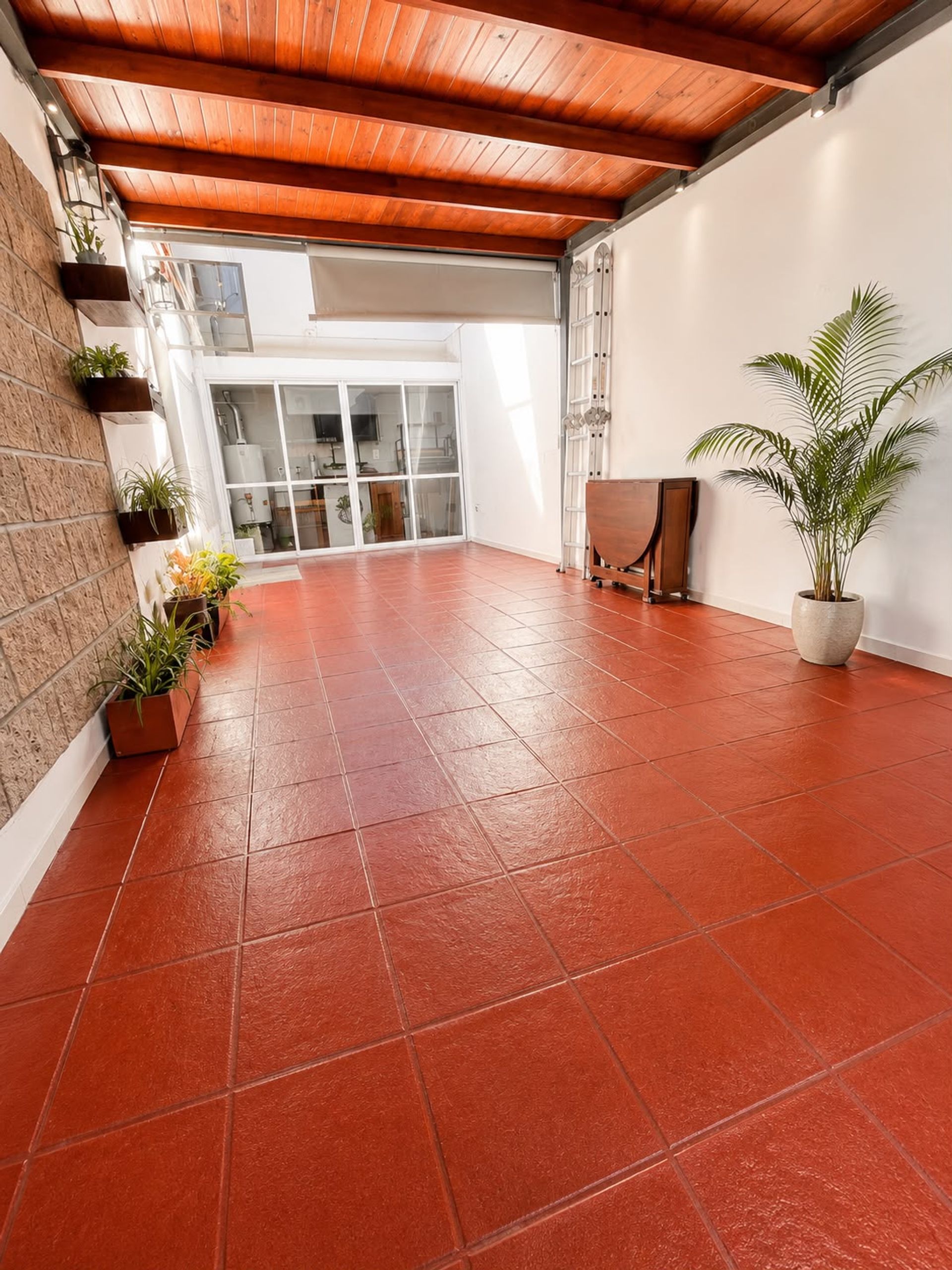 Venta Casa UF Triplex 4 Amb. Cochera Patio Lavad.