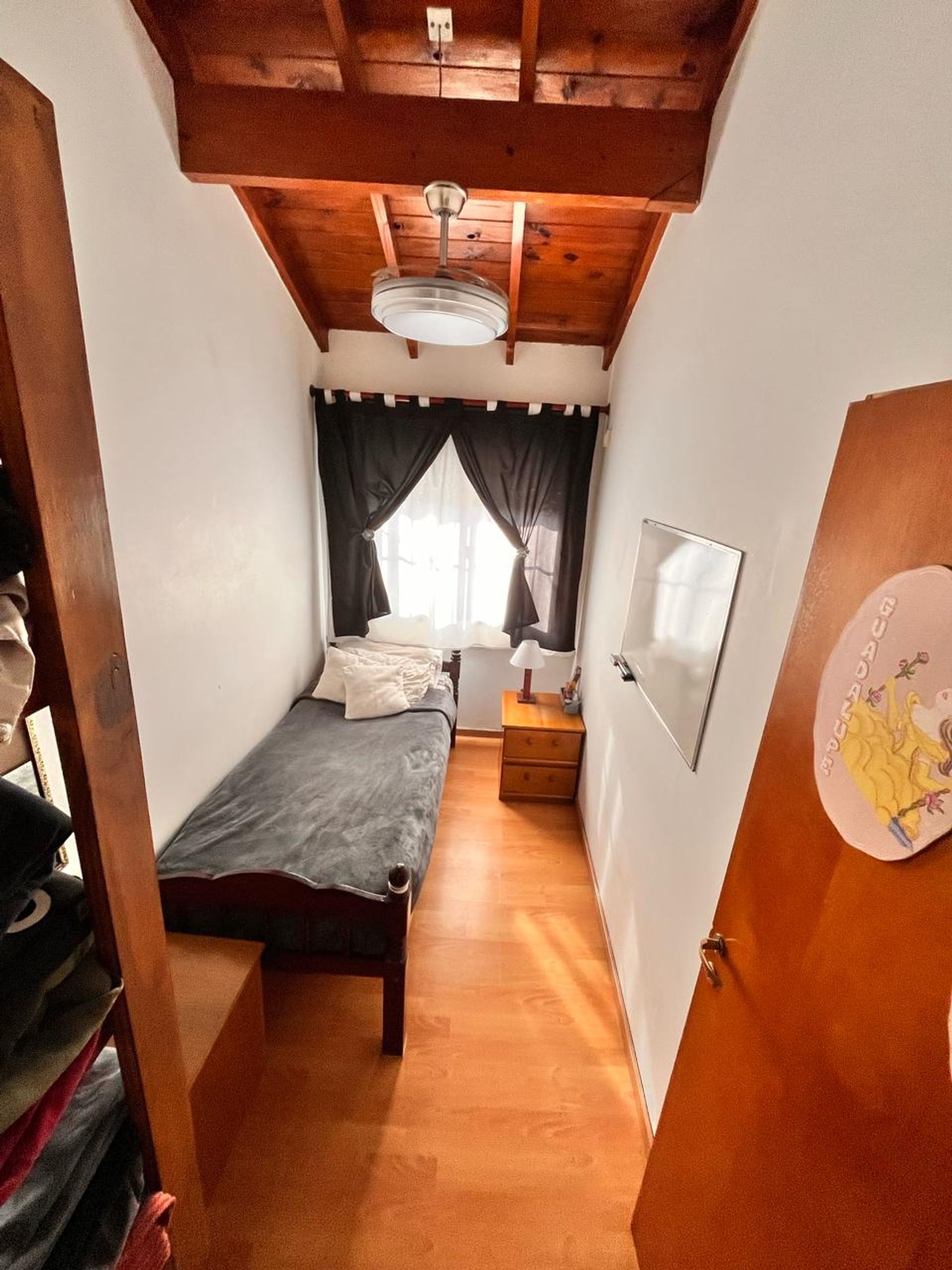 Venta Casa UF Triplex 4 Amb. Cochera Patio Lavad.