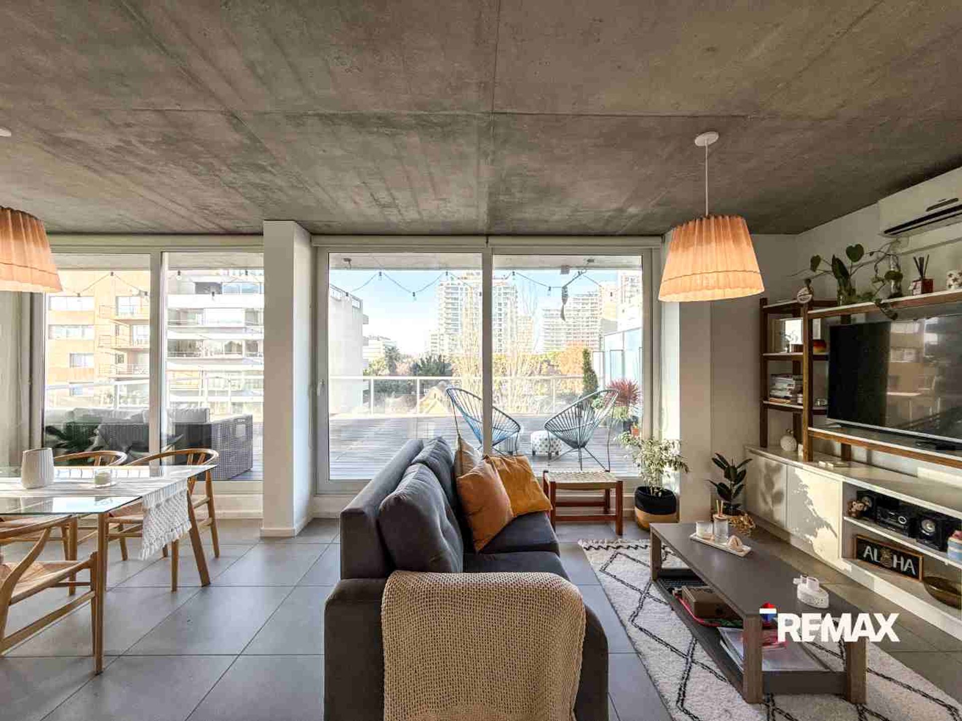 Departamento de 3 ambientes con terraza Olivos