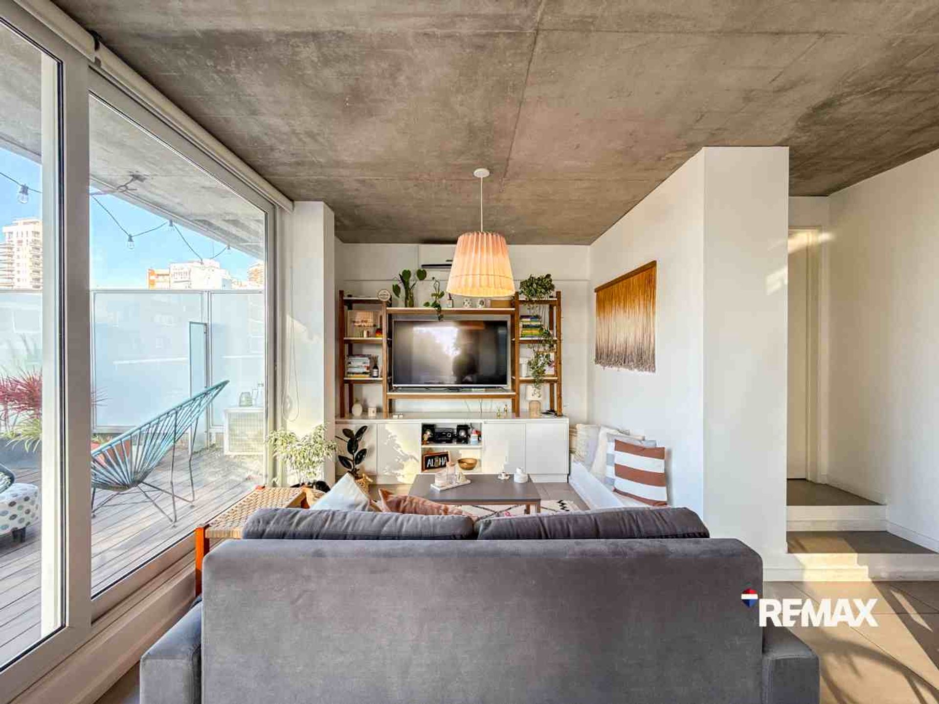 Departamento de 3 ambientes con terraza Olivos