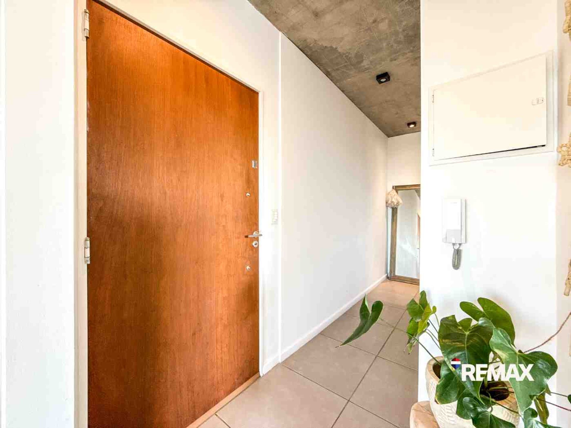 Departamento de 3 ambientes con terraza Olivos