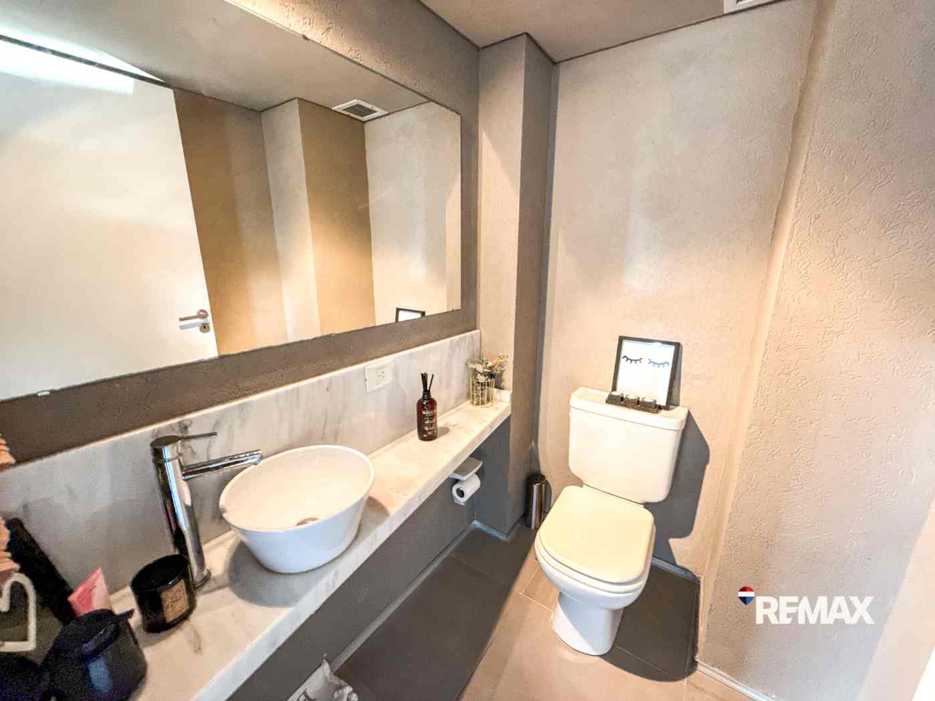 Departamento de 3 ambientes con terraza Olivos