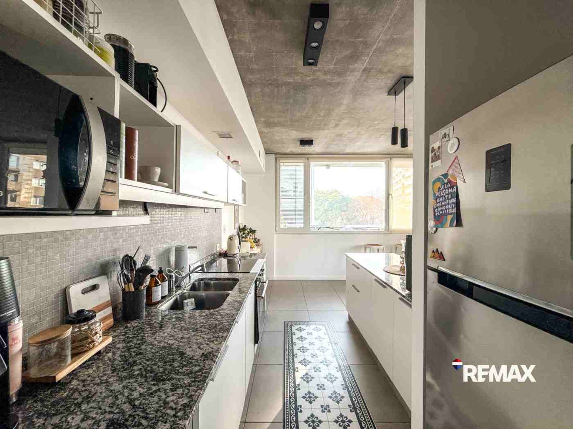 Departamento de 3 ambientes con terraza Olivos