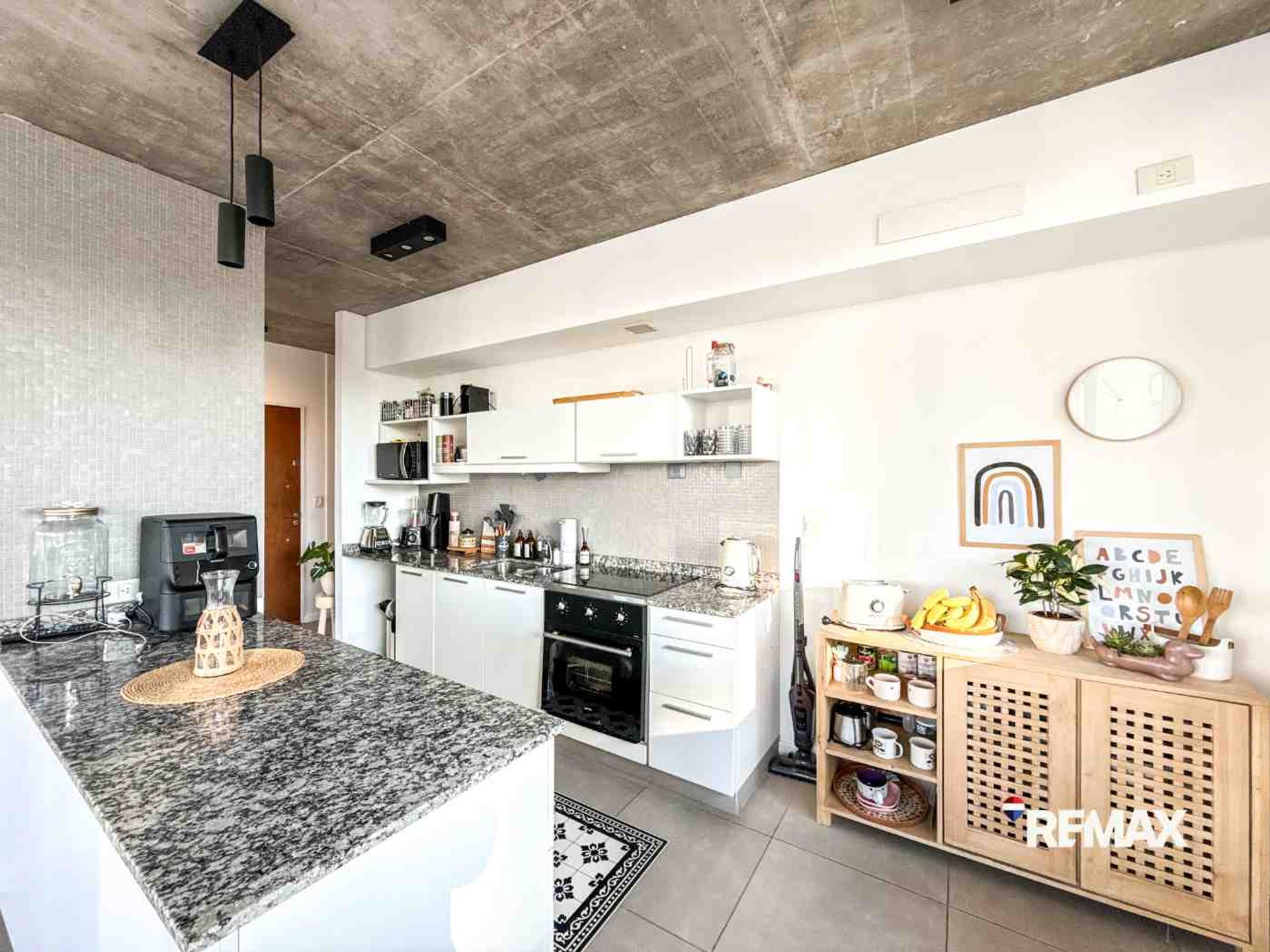 Departamento de 3 ambientes con terraza Olivos