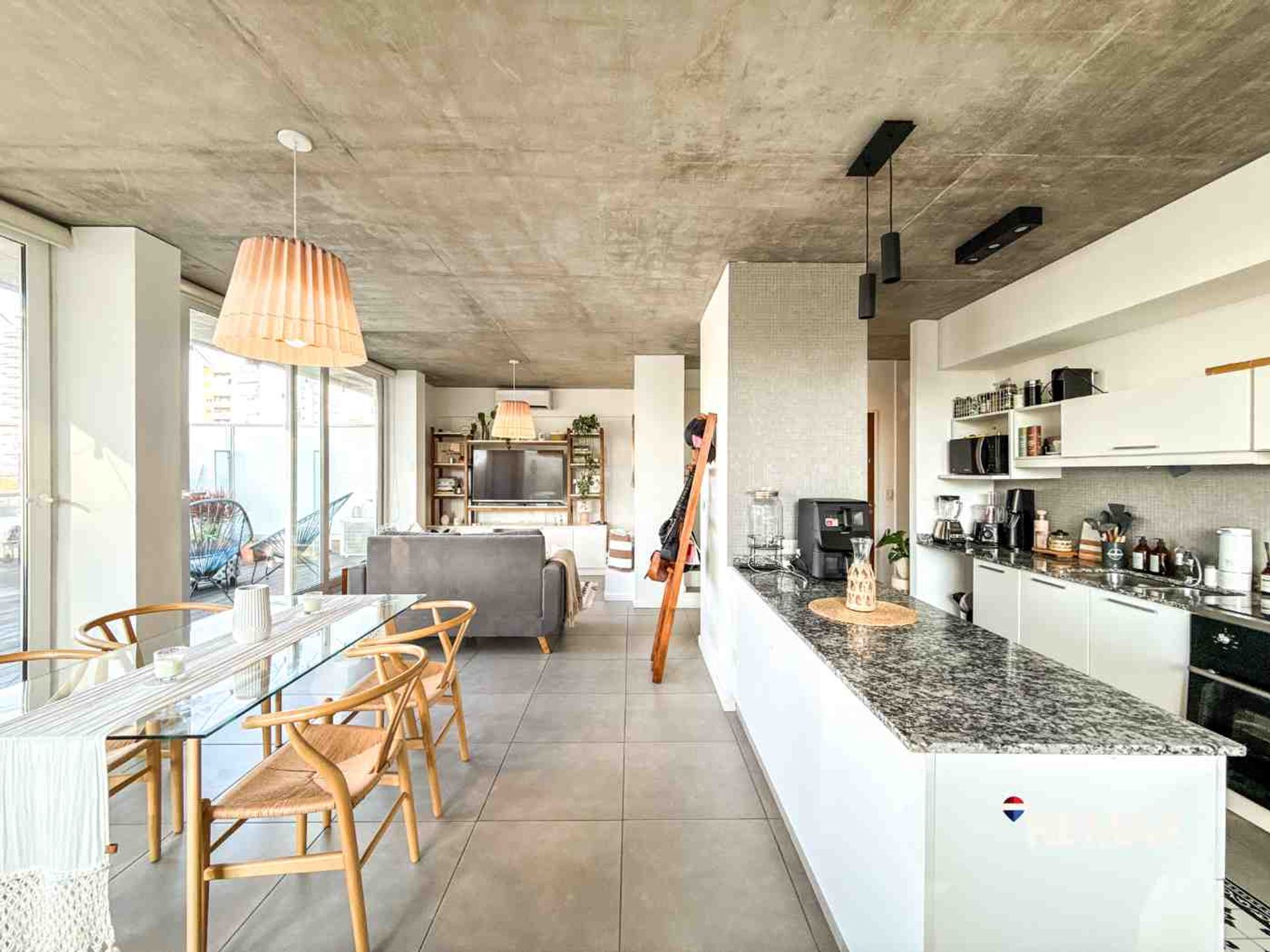 Departamento de 3 ambientes con terraza Olivos