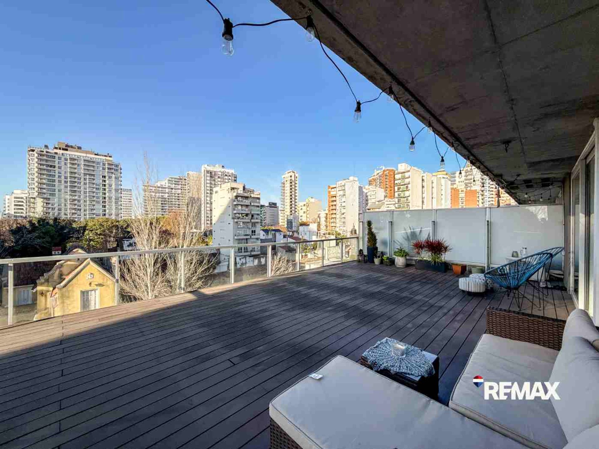 Departamento de 3 ambientes con terraza Olivos