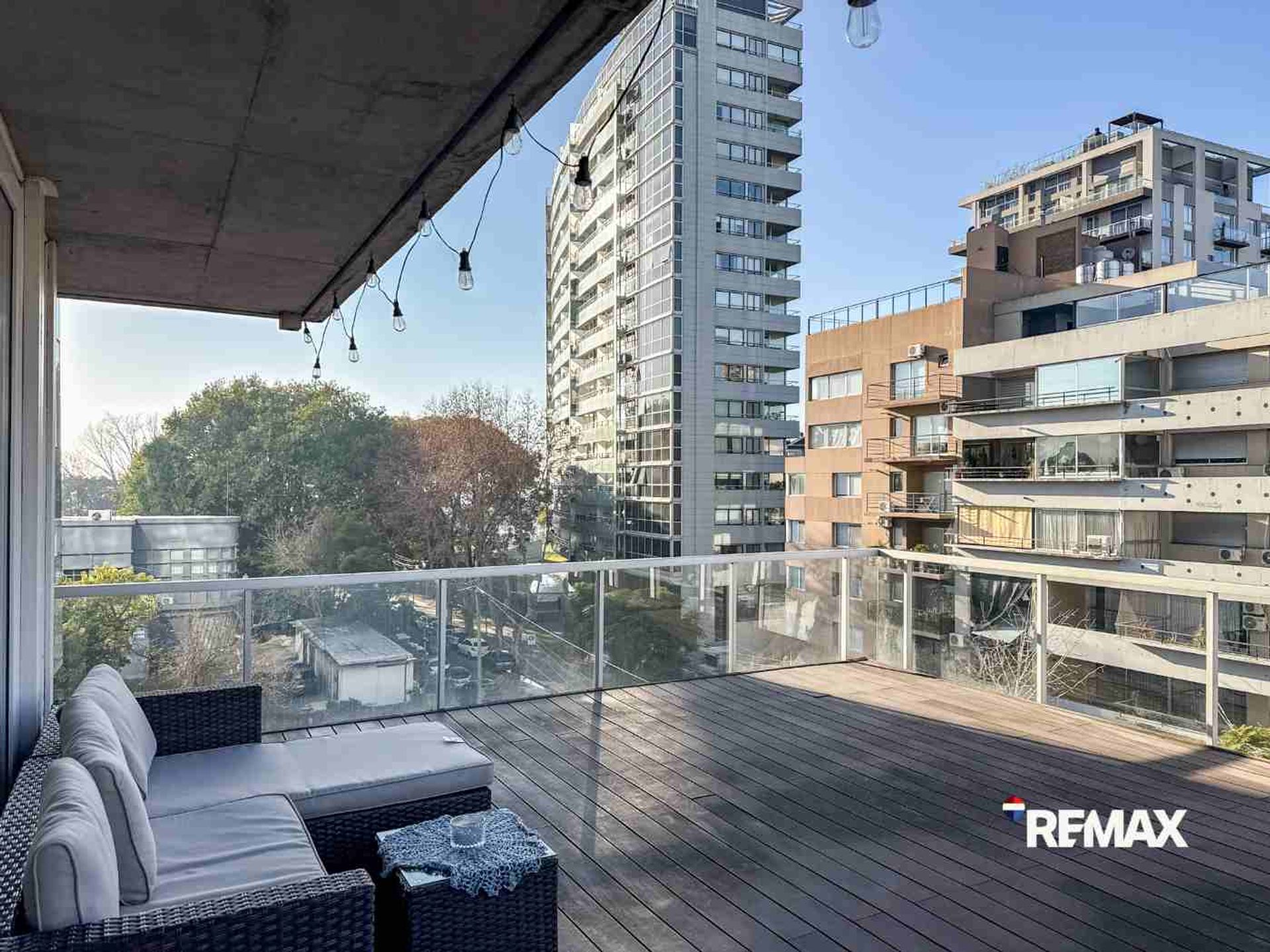 Departamento de 3 ambientes con terraza Olivos
