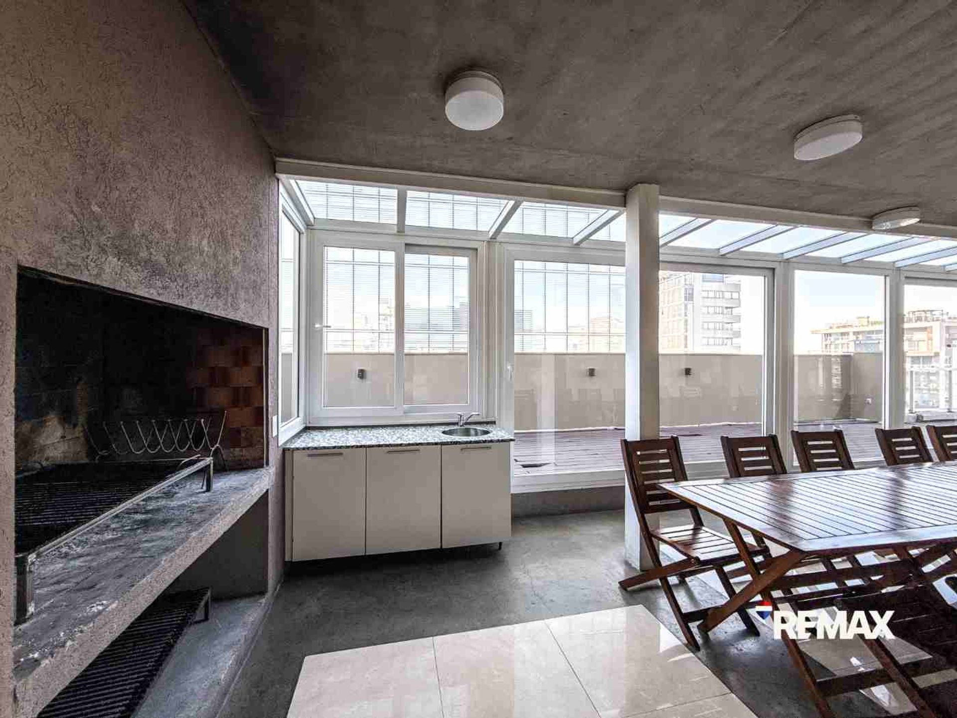Departamento de 3 ambientes con terraza Olivos