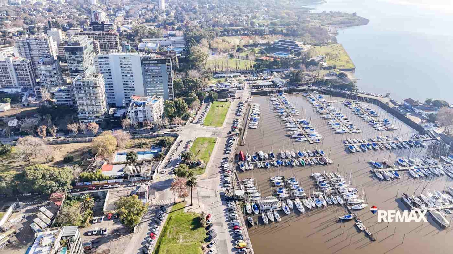 Departamento de 3 ambientes con terraza Olivos