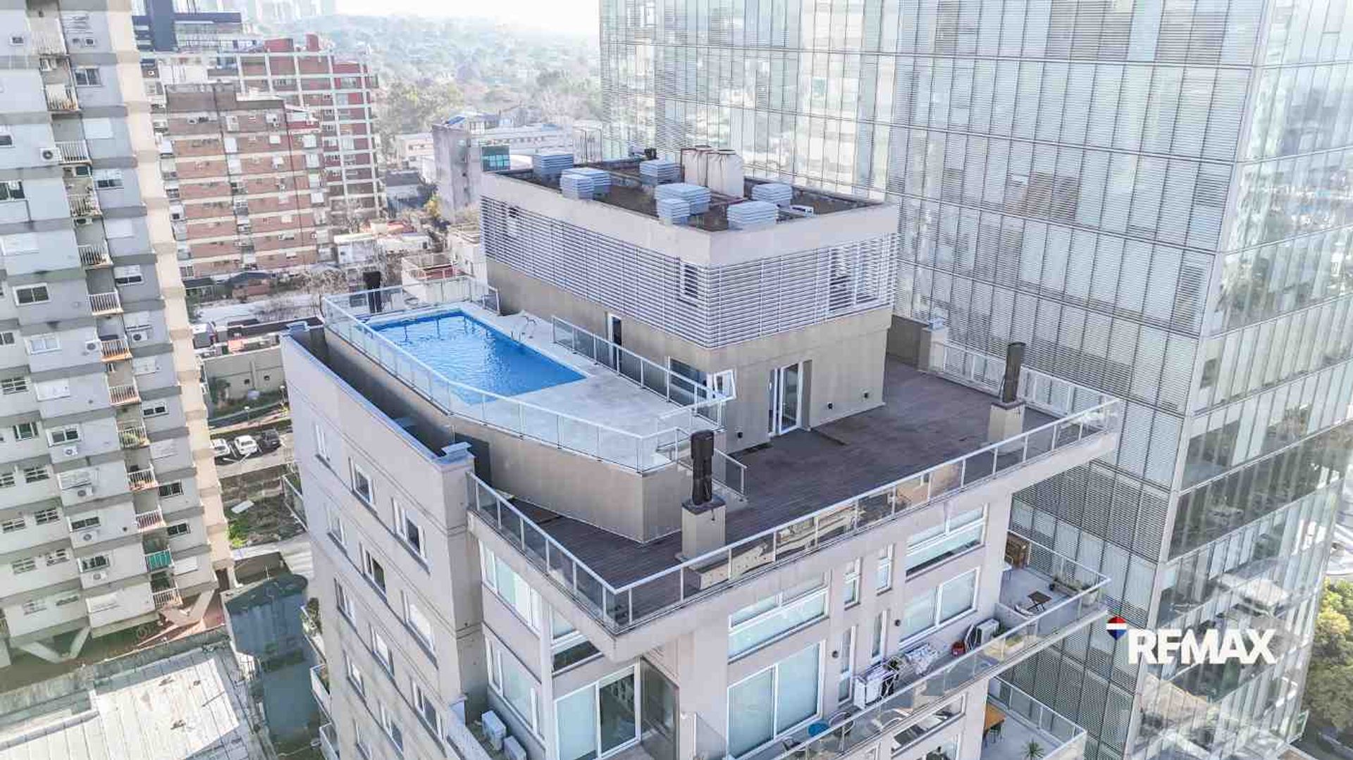 Departamento de 3 ambientes con terraza Olivos