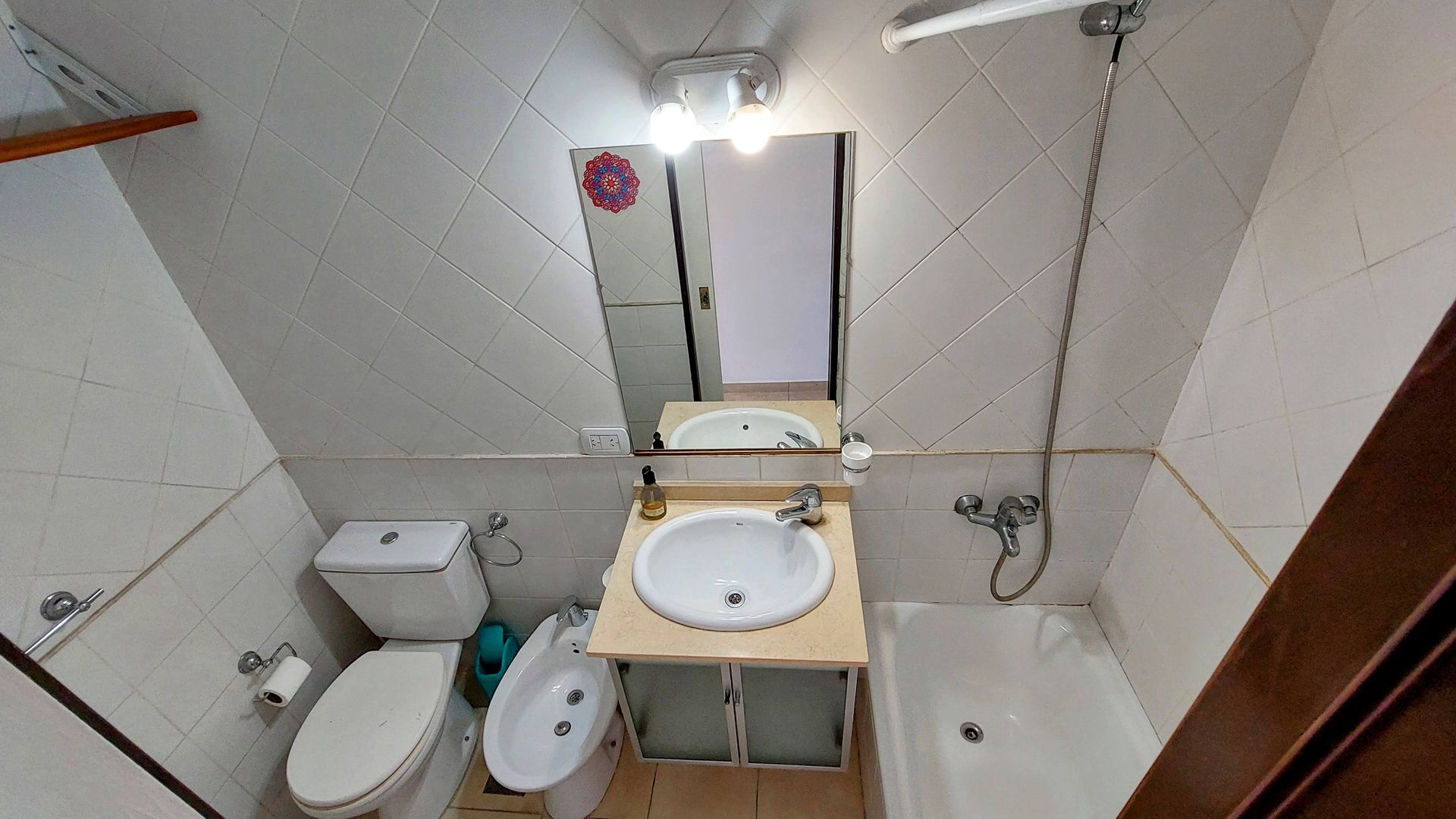ALQUILER - Departamento 2 amb c/cochera - Victoria
