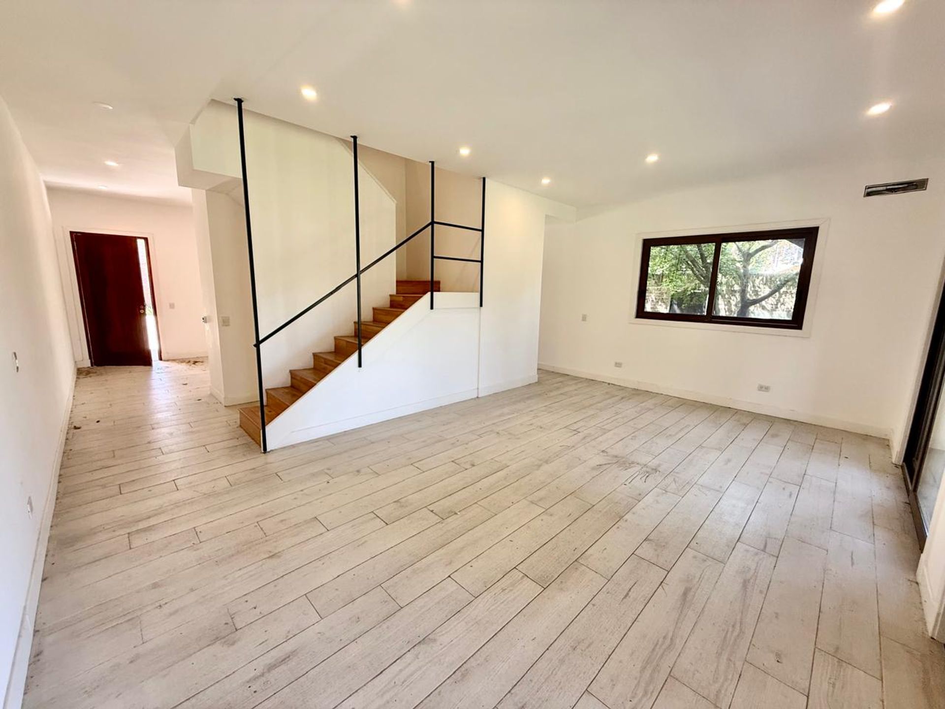 Venta Casa 4 Amb En La Blanqueada C Patio Garage