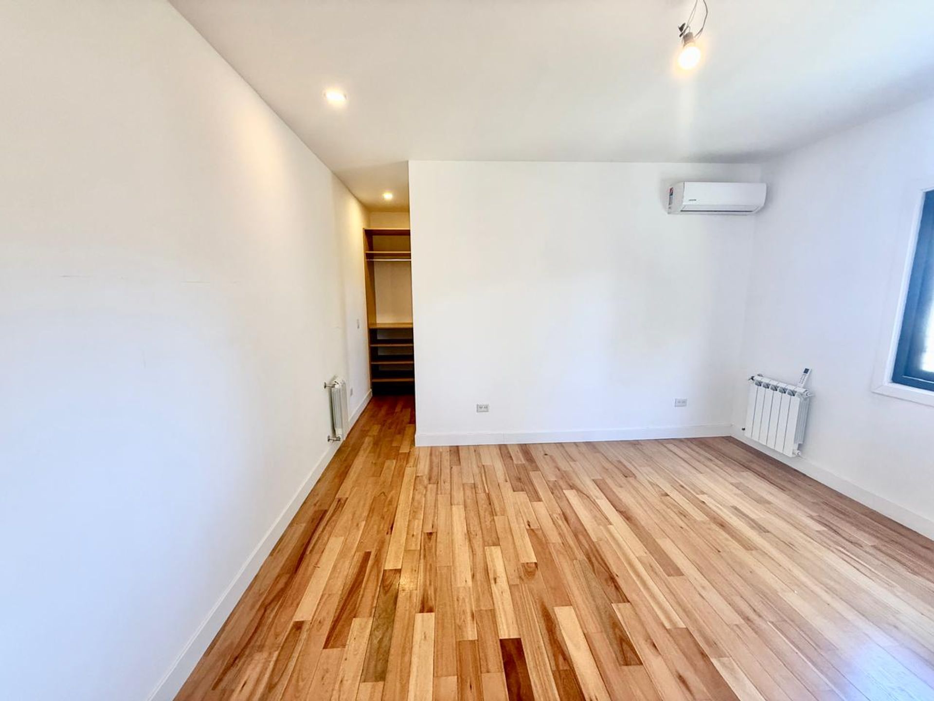 Venta Casa 4 Amb En La Blanqueada C Patio Garage