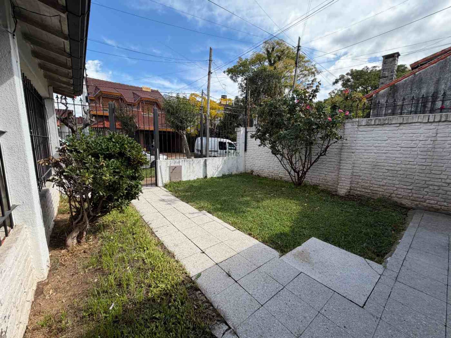 Venta Casa 5 ambientes en Vicente Lopez cochera
