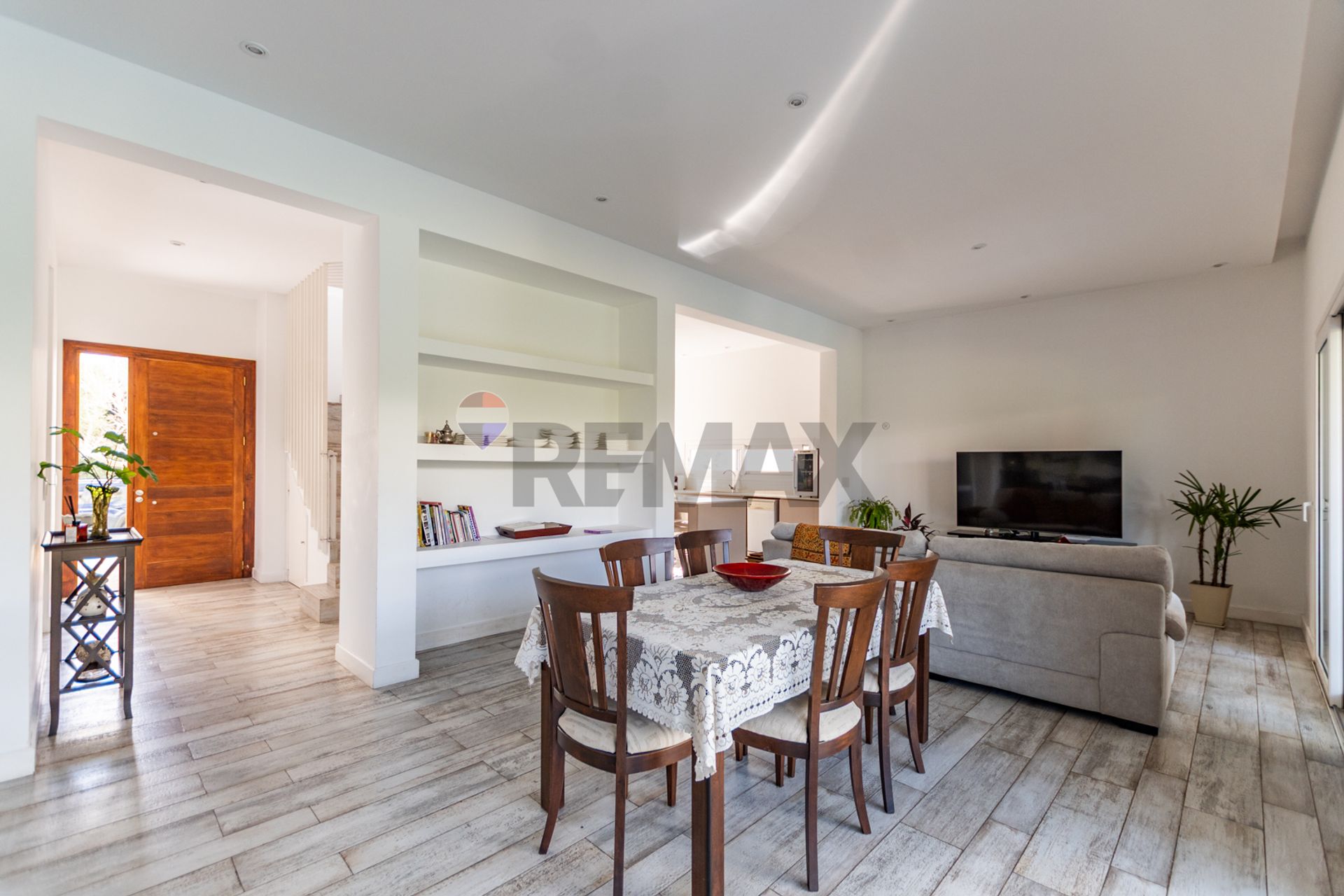 Casa en Venta Lote Interno Barrio Los Alisos