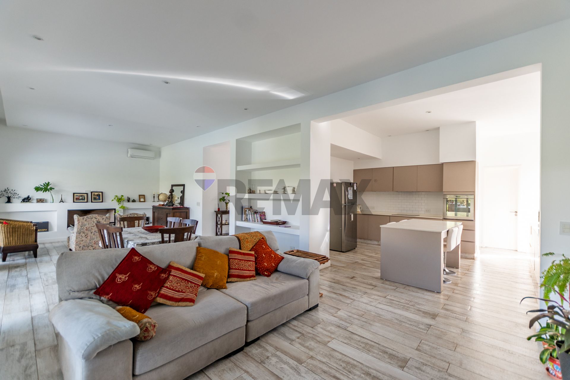 Casa en Venta Lote Interno Barrio Los Alisos