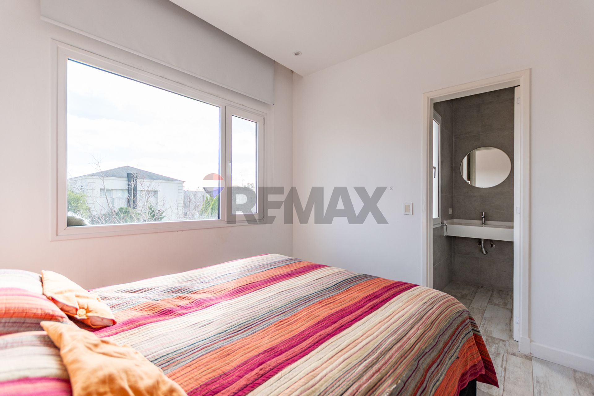 Casa en Venta Lote Interno Barrio Los Alisos