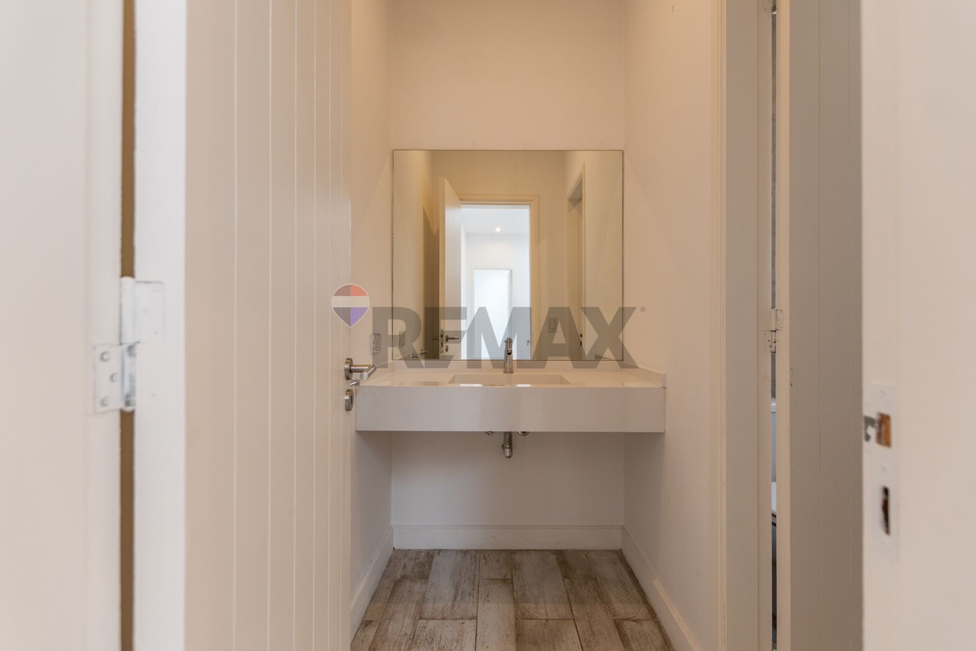 Casa en Venta Lote Interno Barrio Los Alisos