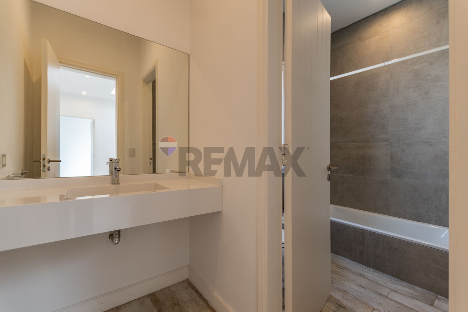 Casa en Venta Lote Interno Barrio Los Alisos