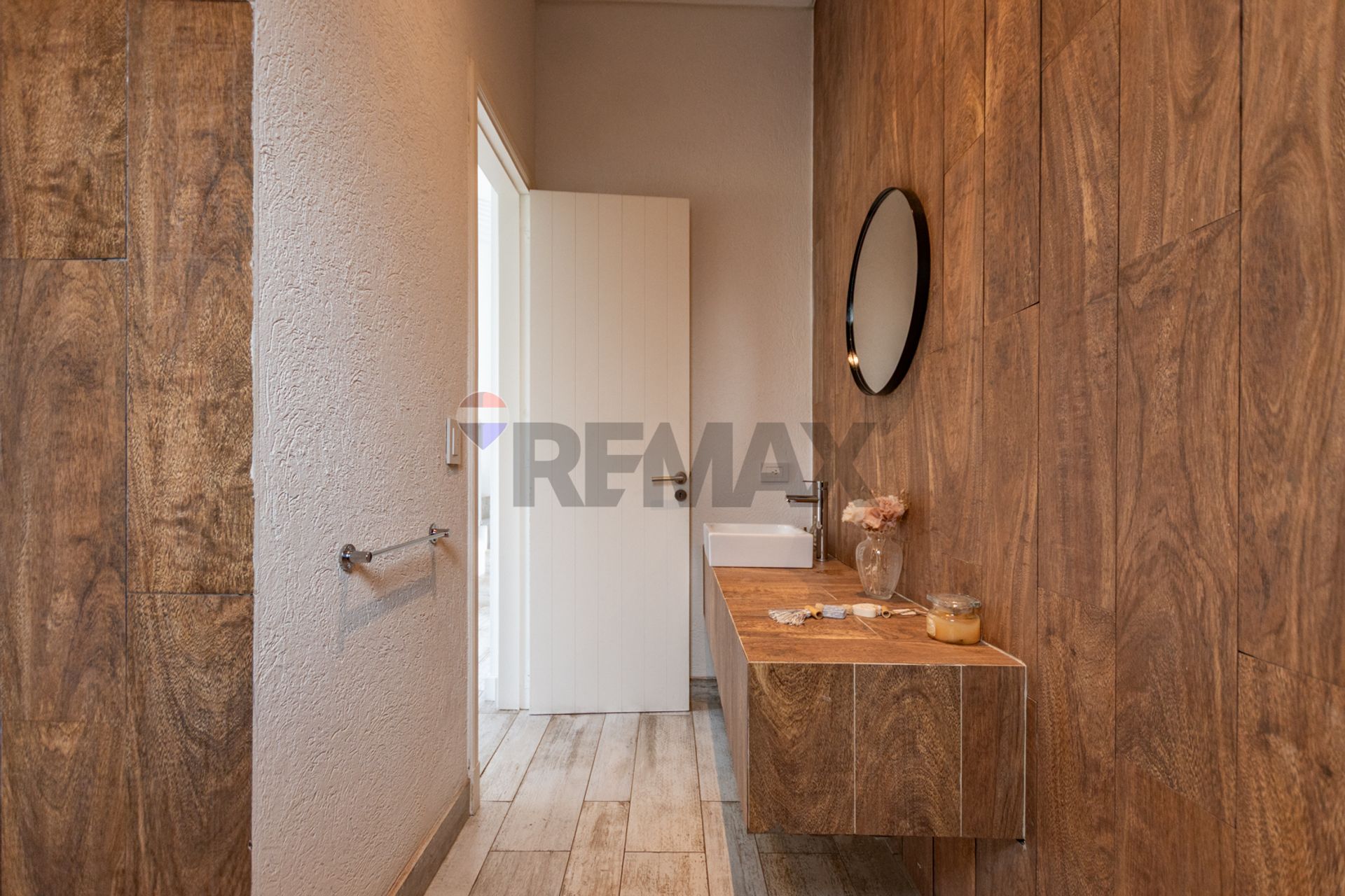 Casa en Venta Lote Interno Barrio Los Alisos