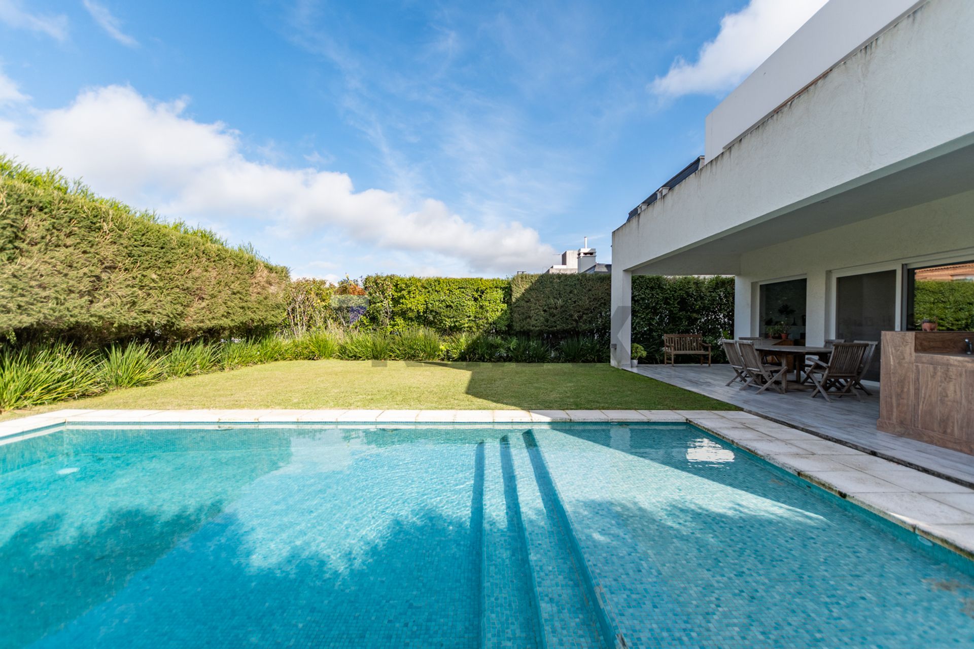 Casa en Venta Lote Interno Barrio Los Alisos