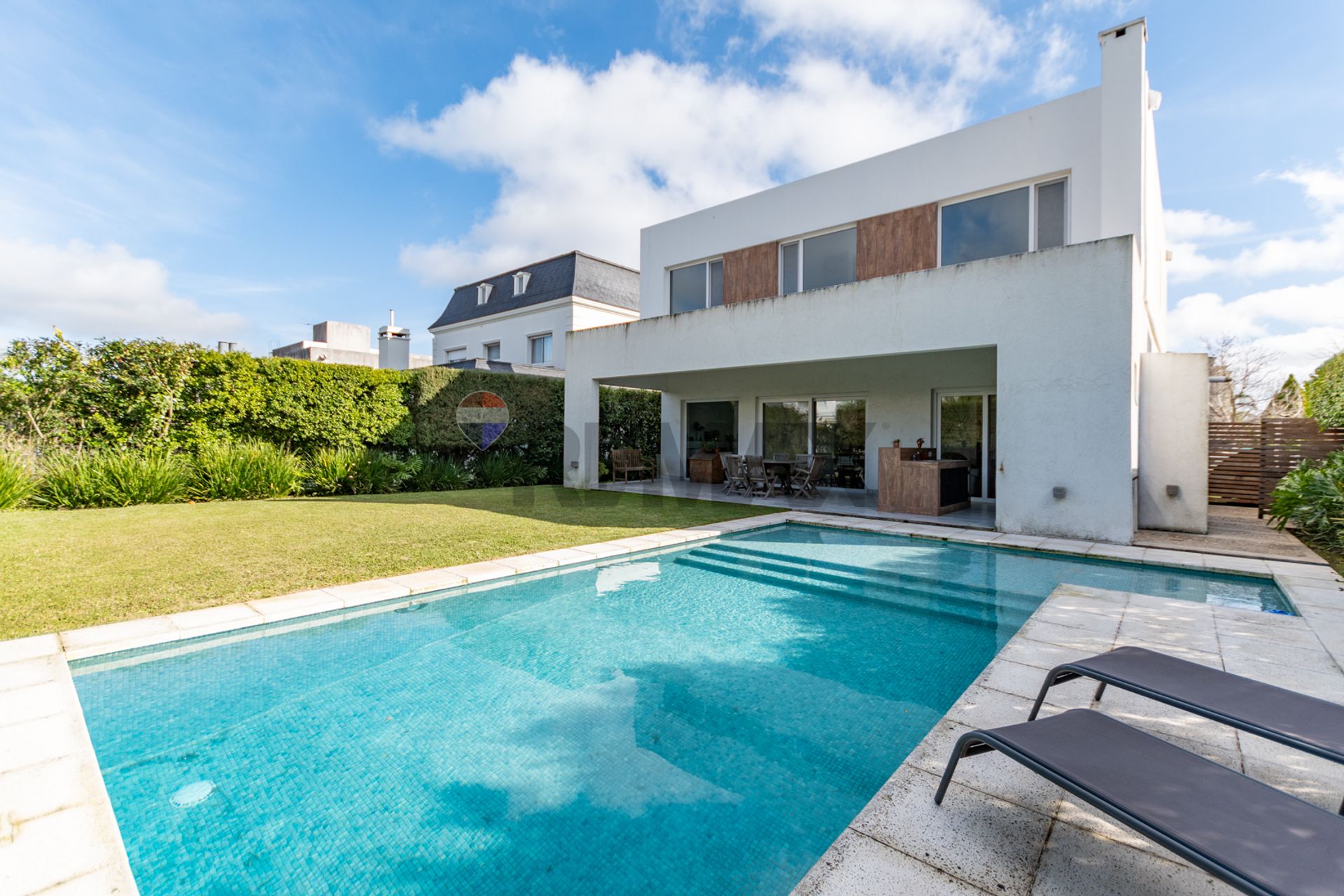 Casa en Venta Lote Interno Barrio Los Alisos
