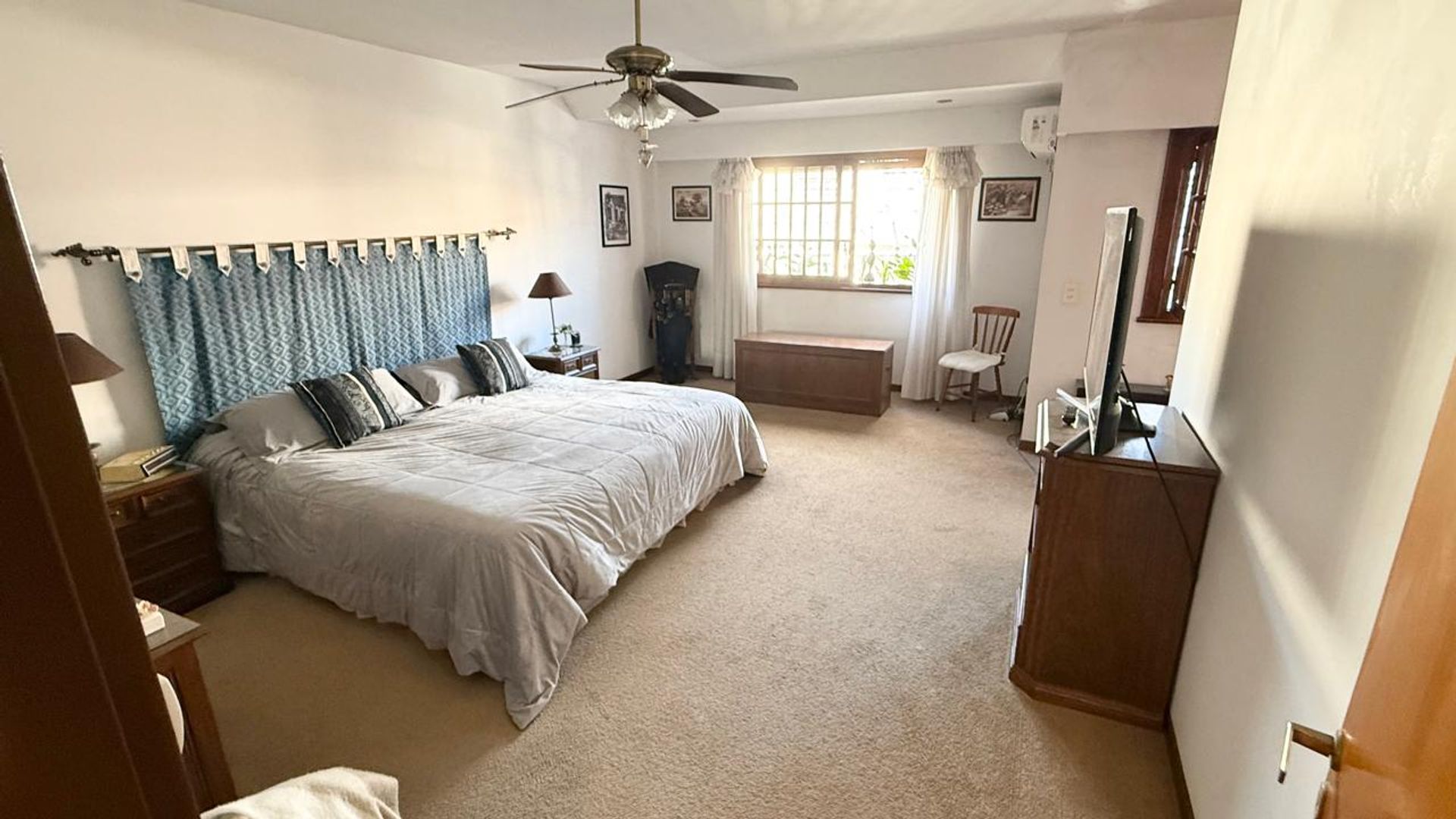 Casa Triplex Martinez 5 Amb Cochera Y Quincho