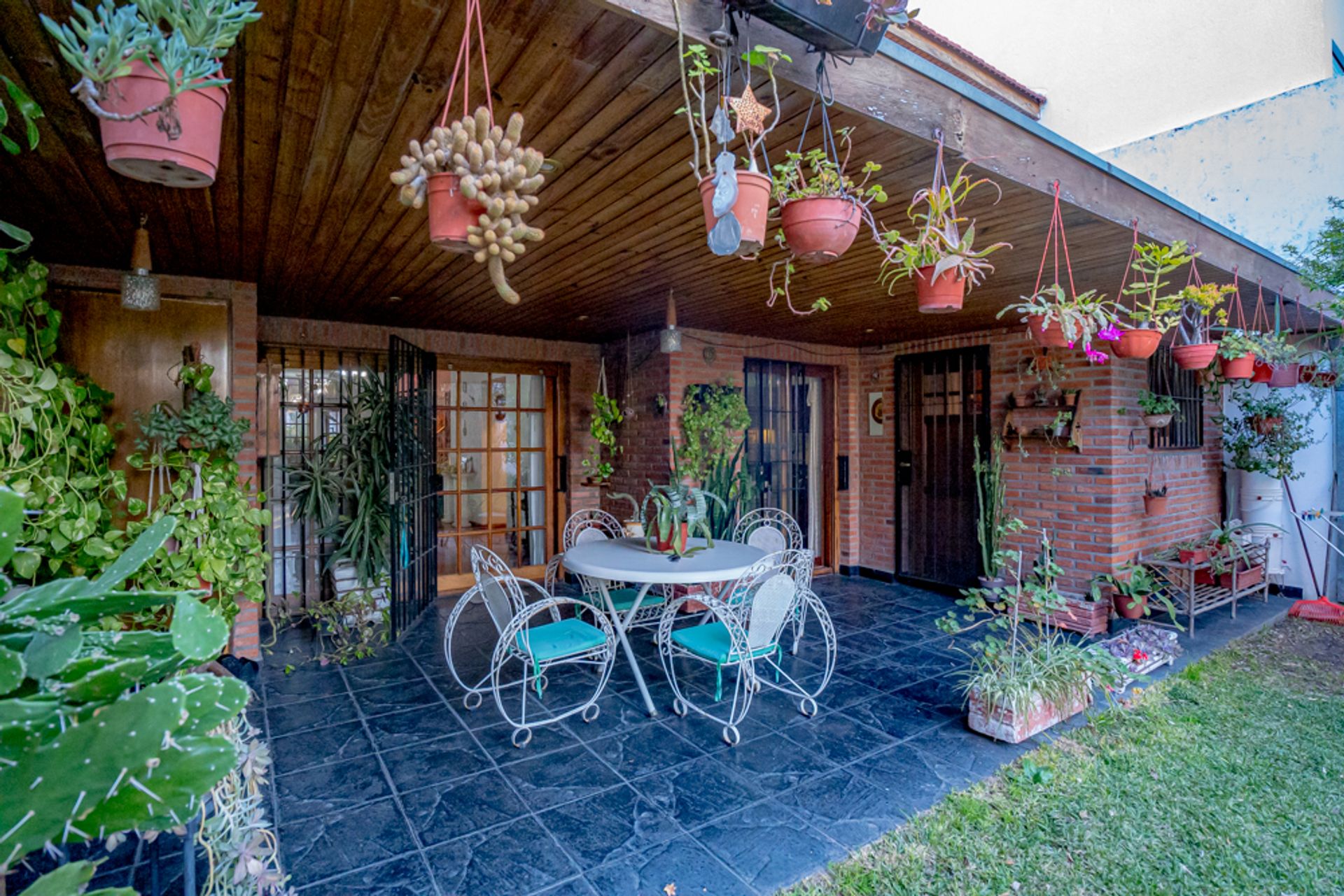 Casa Triplex Martinez 5 Amb Cochera Y Quincho