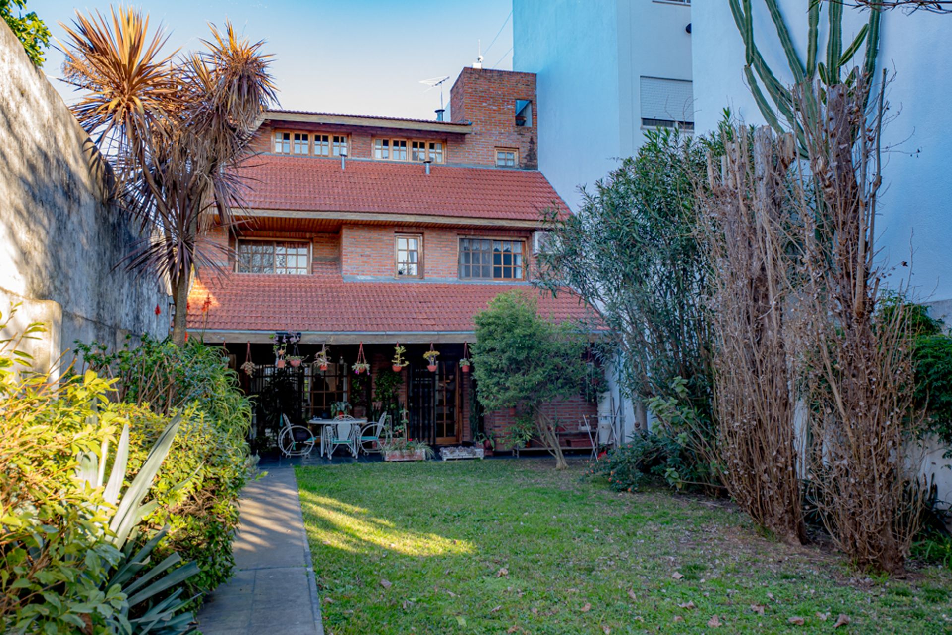 Casa Triplex Martinez 5 Amb Cochera Y Quincho
