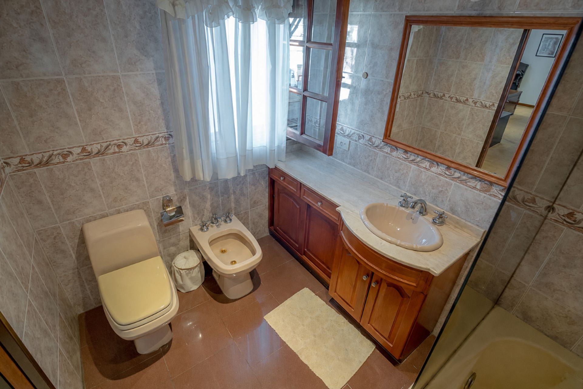 Casa Triplex Martinez 5 Amb Cochera Y Quincho