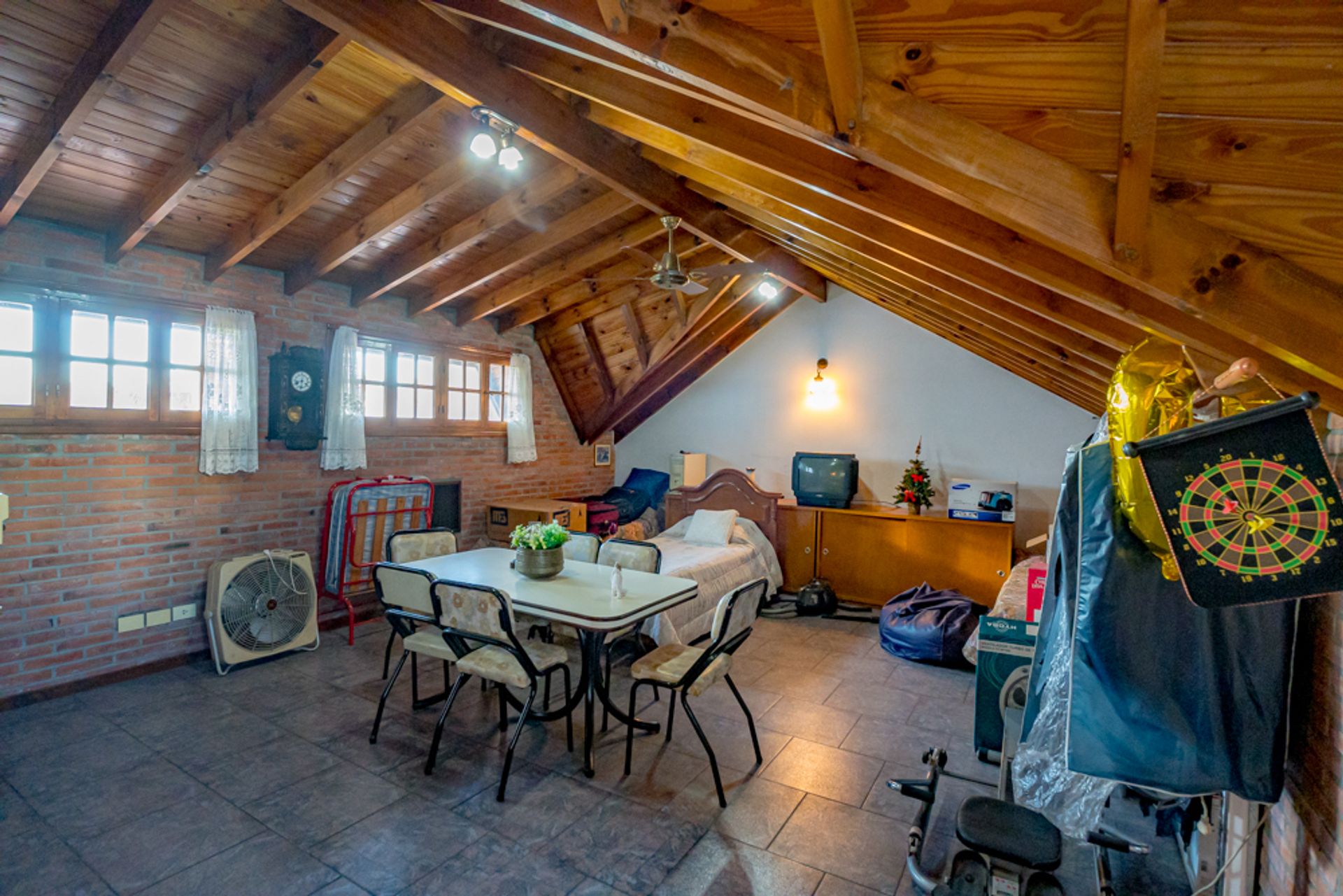 Casa Triplex Martinez 5 Amb Cochera Y Quincho