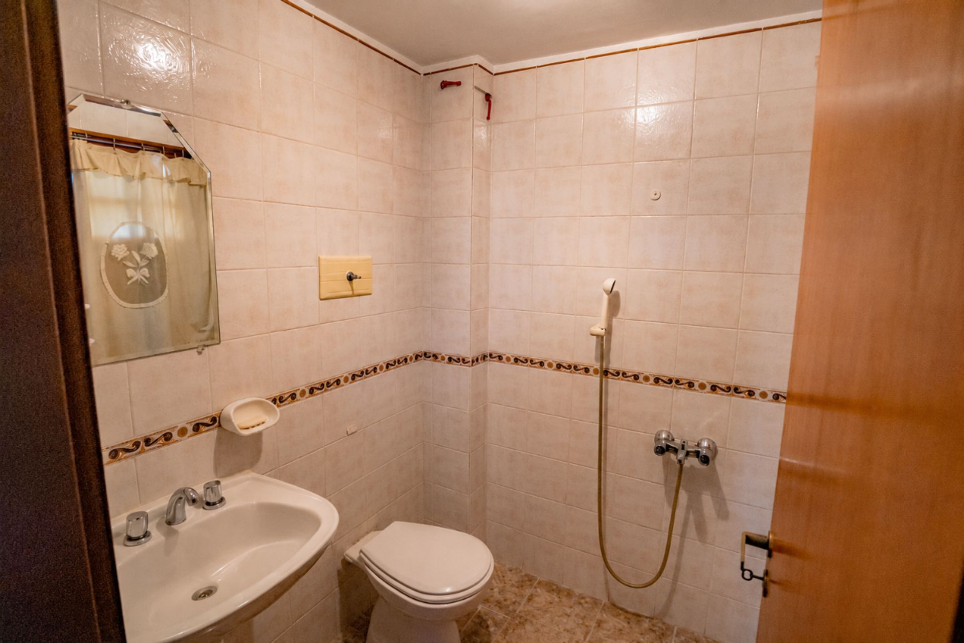 Casa Triplex Martinez 5 Amb Cochera Y Quincho