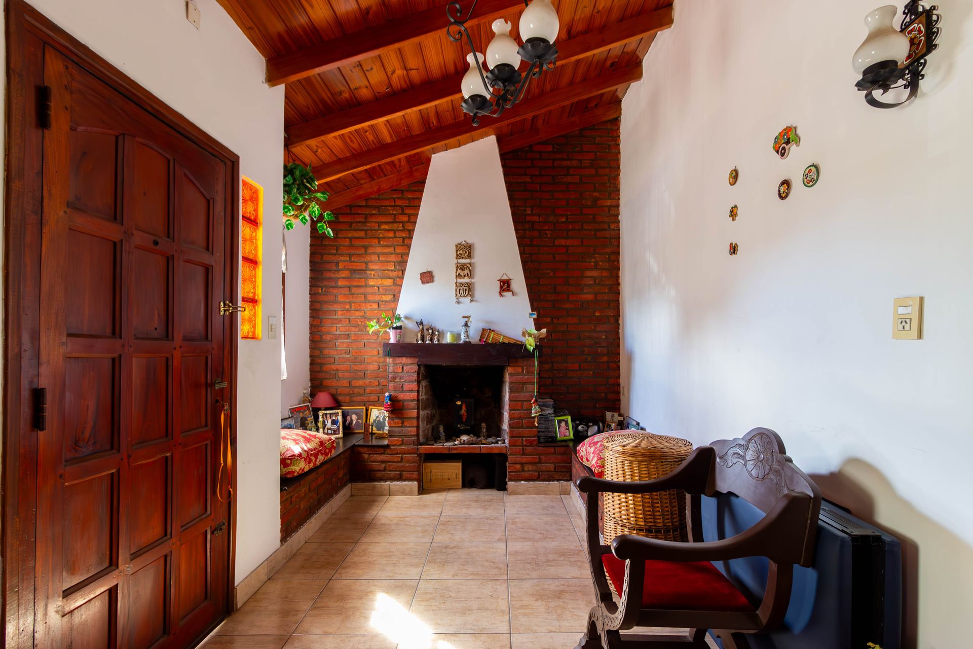 Venta Casa 4 Amb V.adelina Jardin Pileta Parrilla