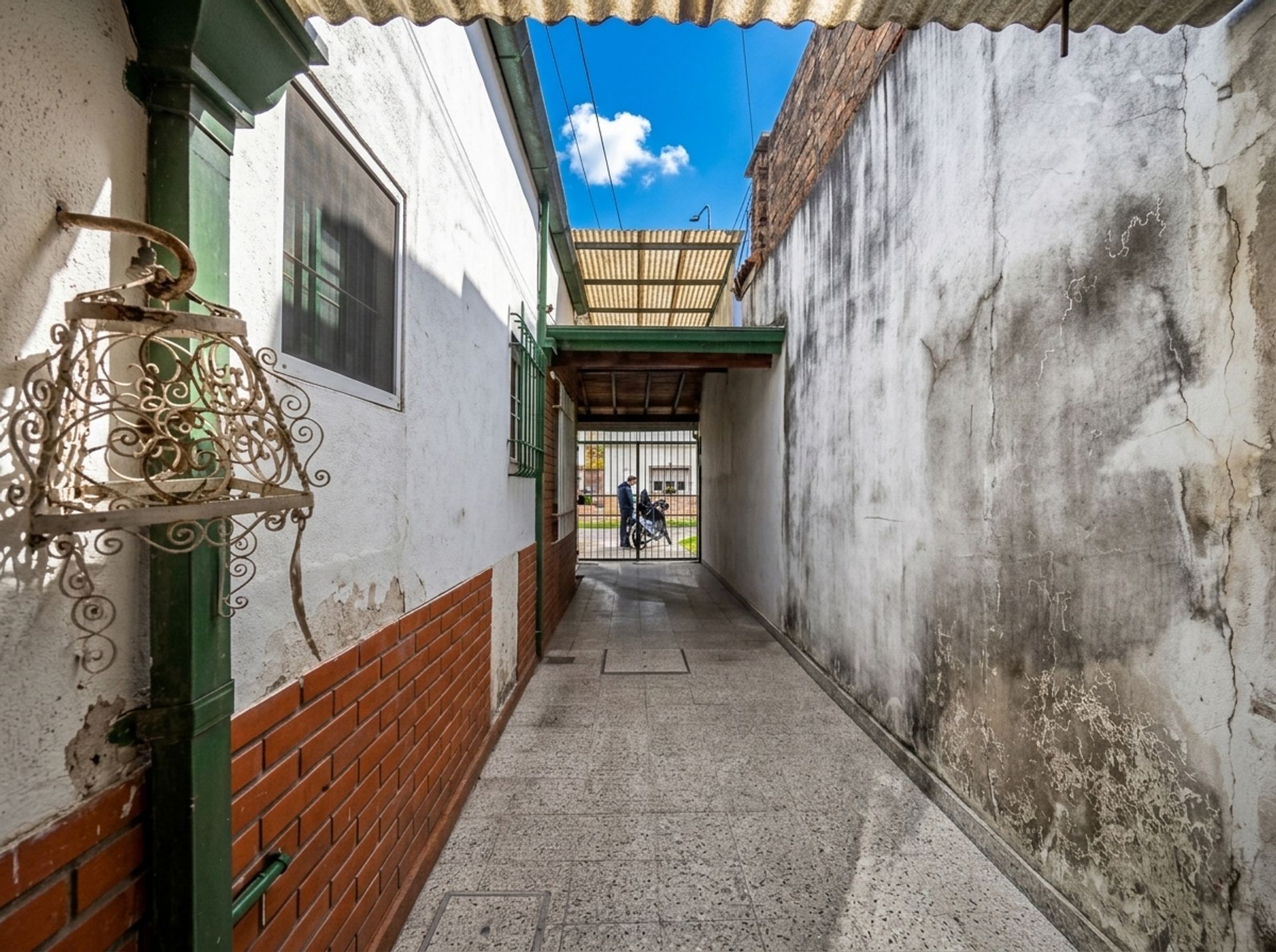 Venta casa 5 ambientes Apto crédito jardín pileta