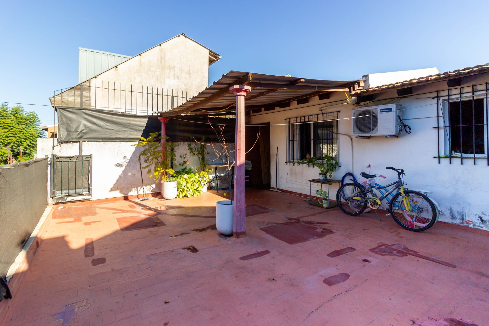 Casa multifamiliar en Don Torcuato