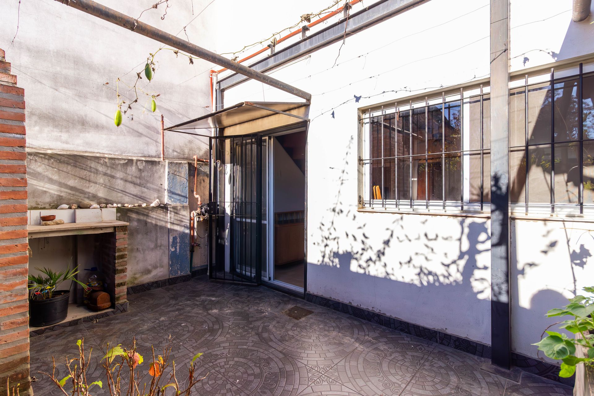 Venta casa 4 ambientes 2 plantas patio Torcuato