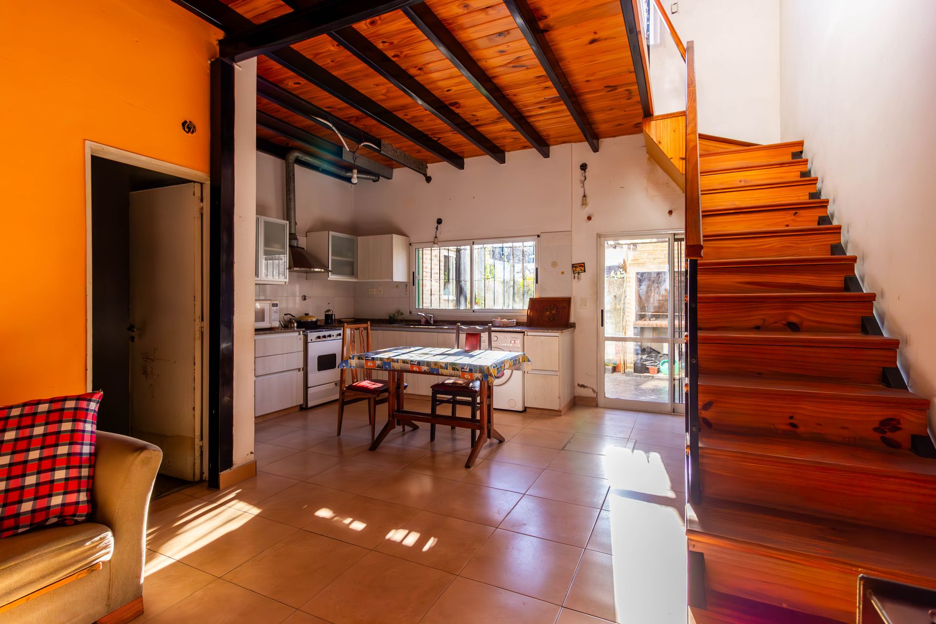 Venta casa 4 ambientes 2 plantas patio Torcuato