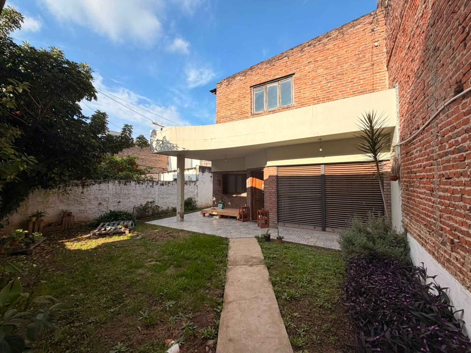 Venta Local + Casa Al Fondo Virreyes