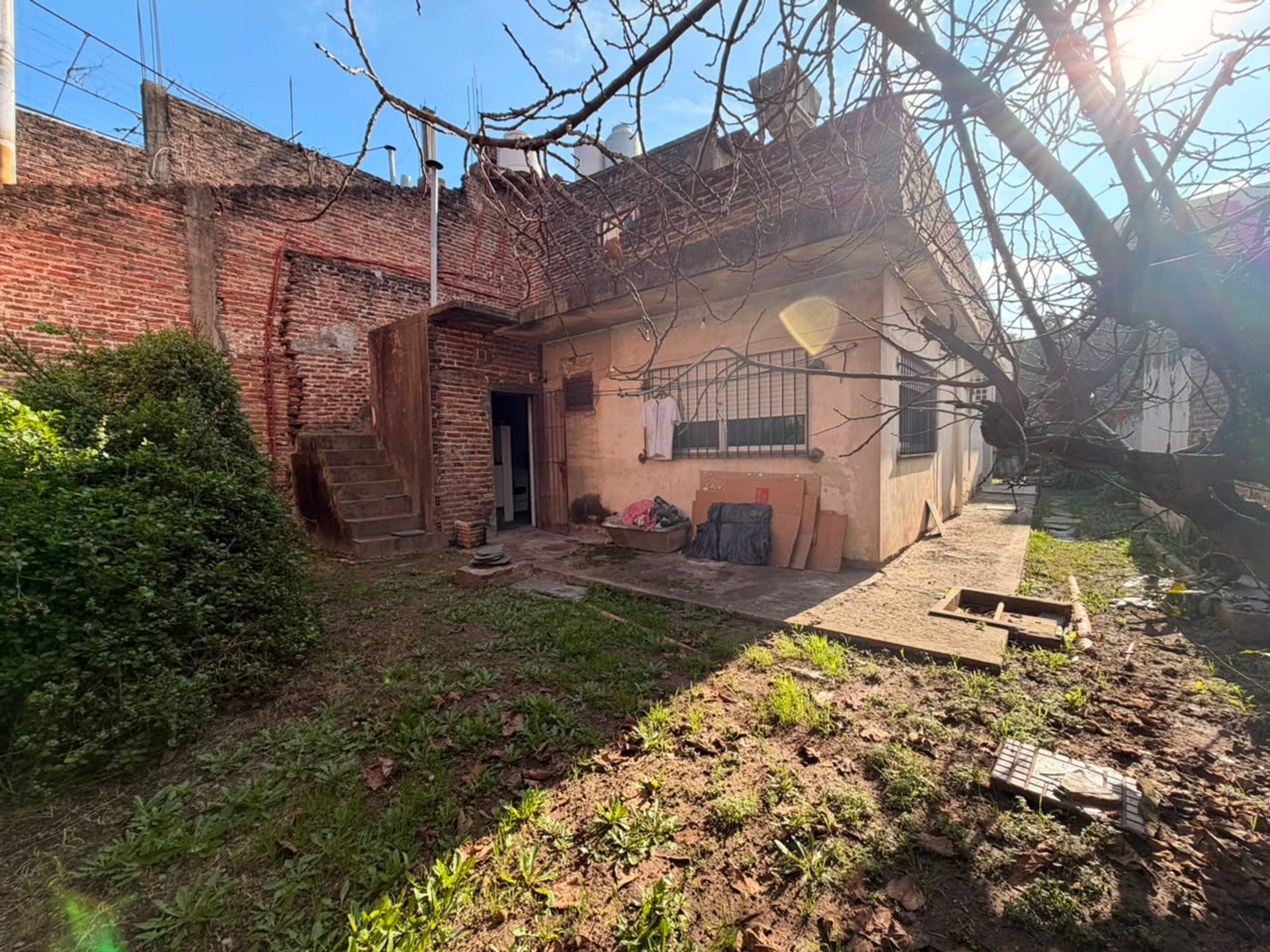 Venta Local + Casa Al Fondo Virreyes