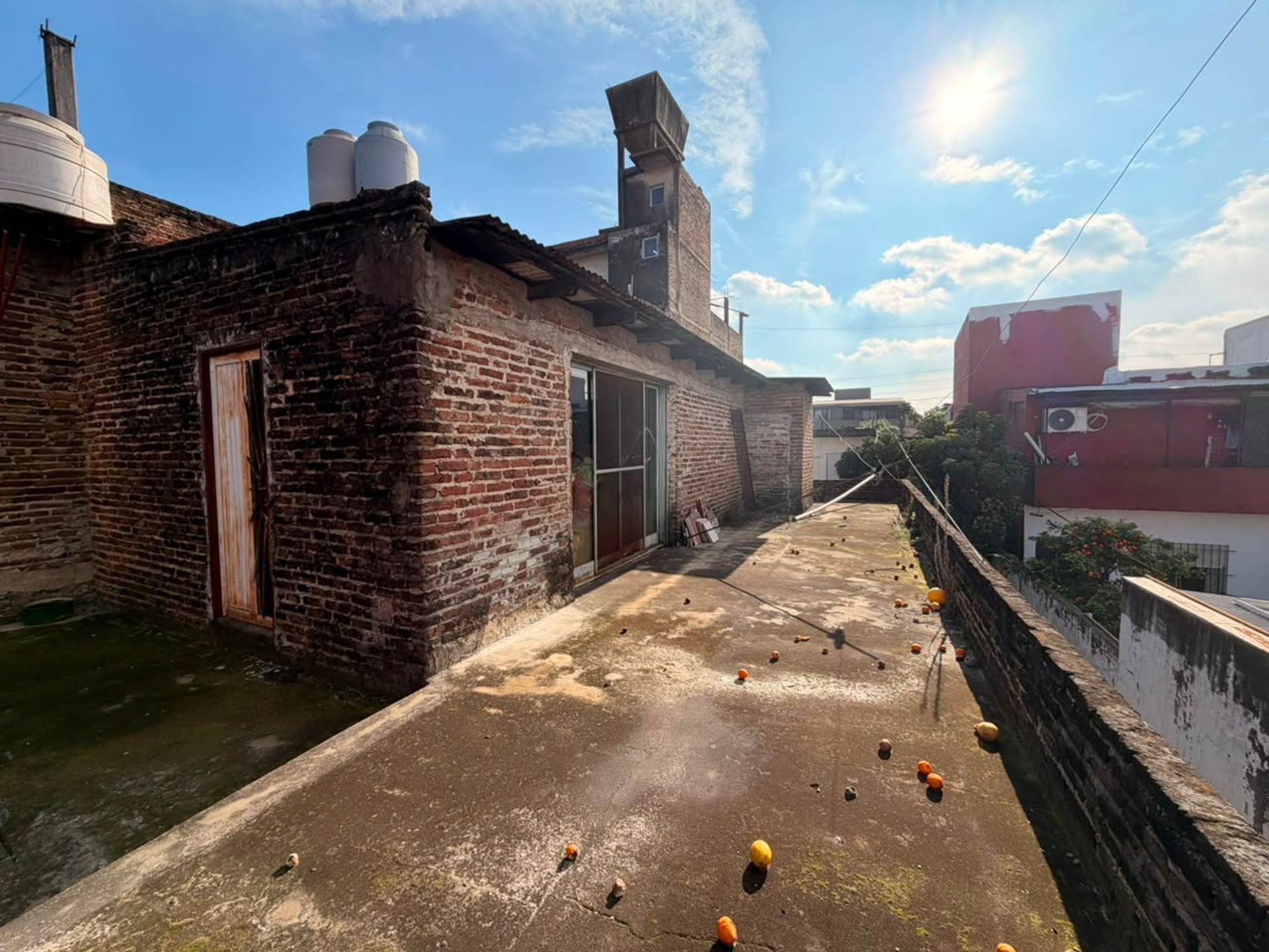 Venta Local + Casa Al Fondo Virreyes