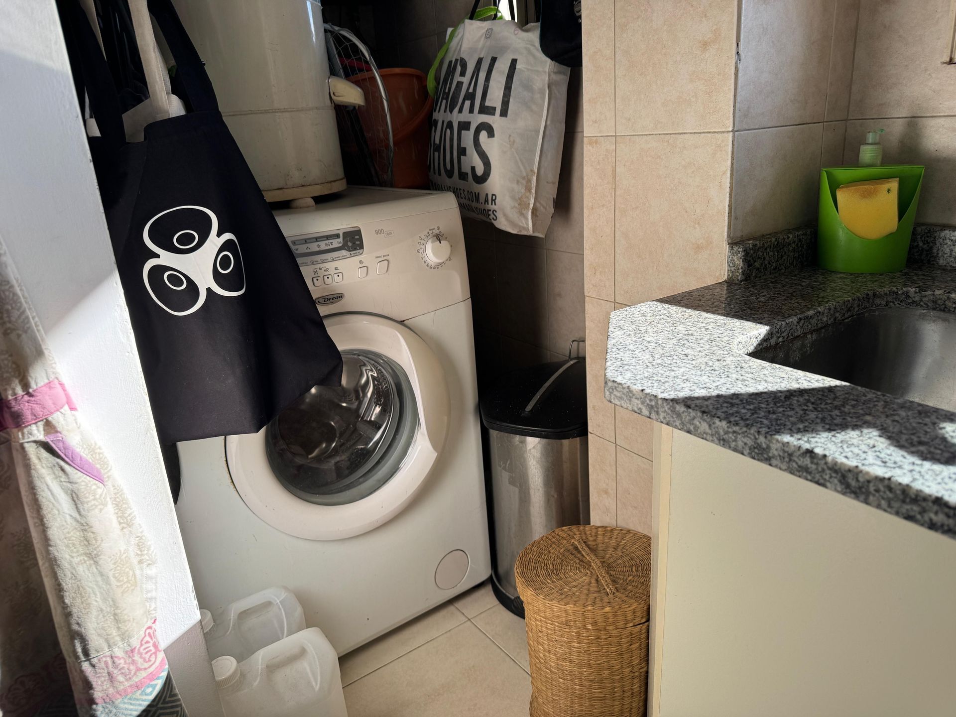 Venta 3 ambientes Victoria, apto credito, Balcon