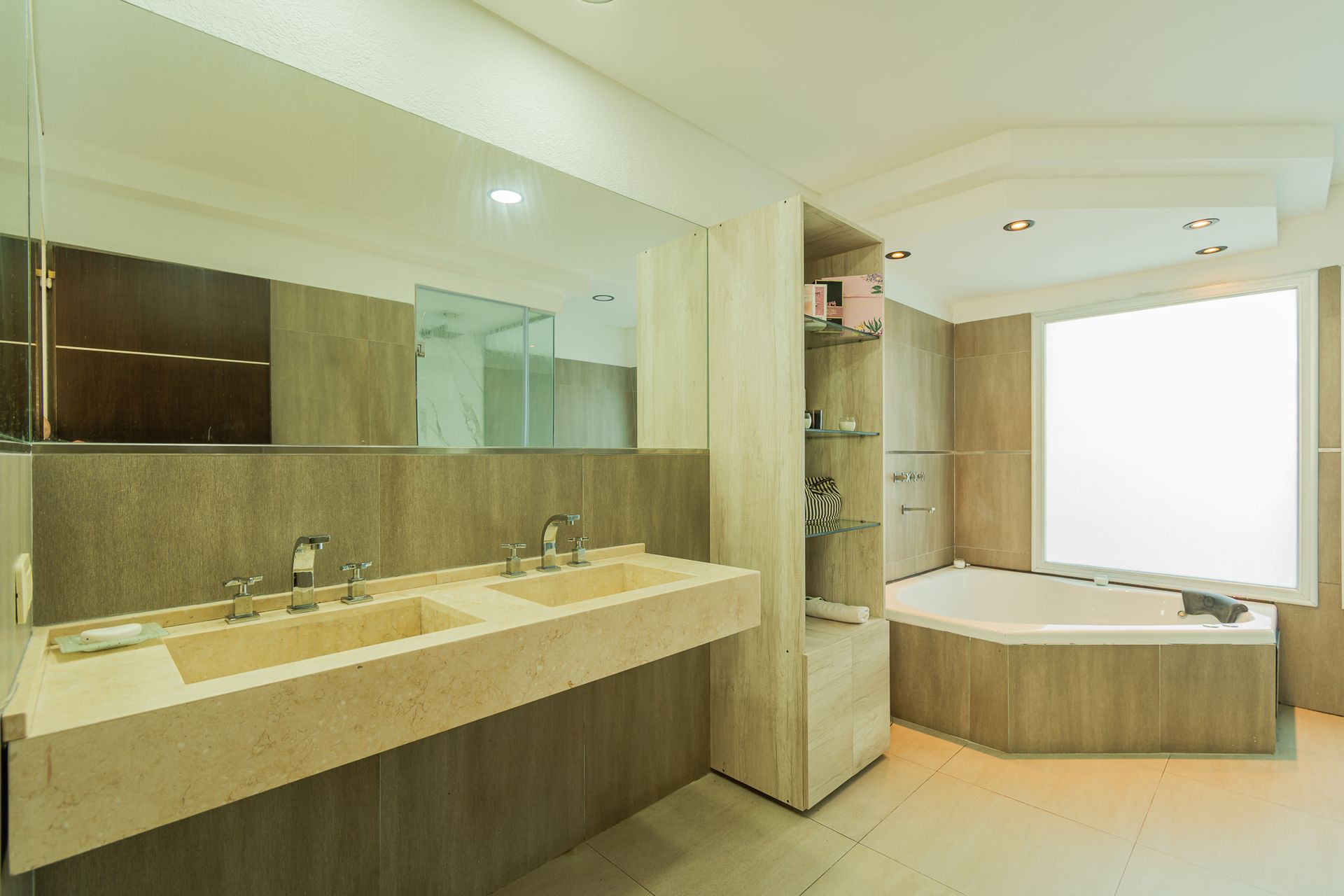 Venta Casa C/ Jardín Y Pileta - Barrio La Comarca