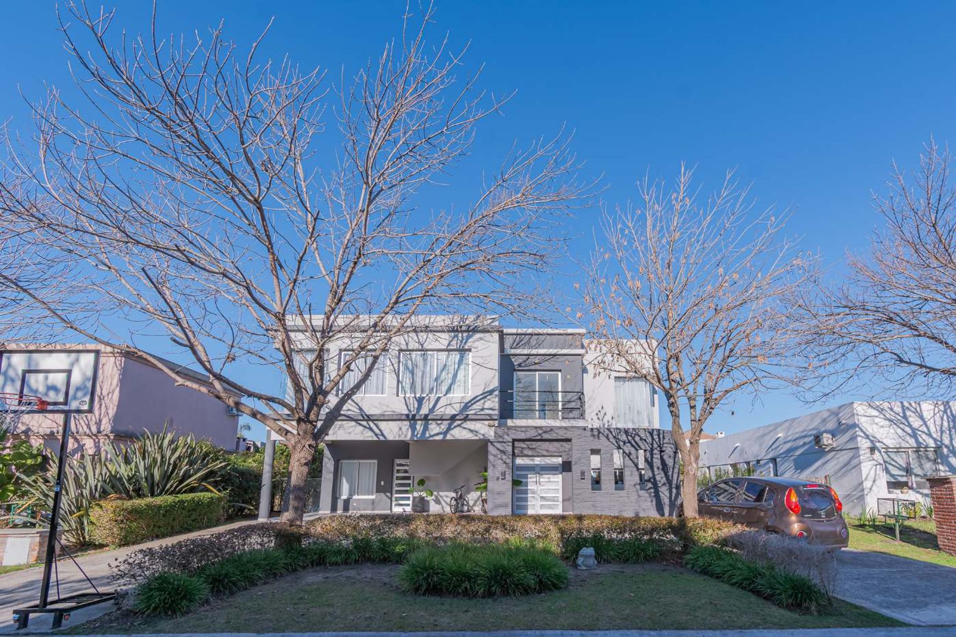 Venta Casa C/ Jardín Y Pileta - Barrio La Comarca